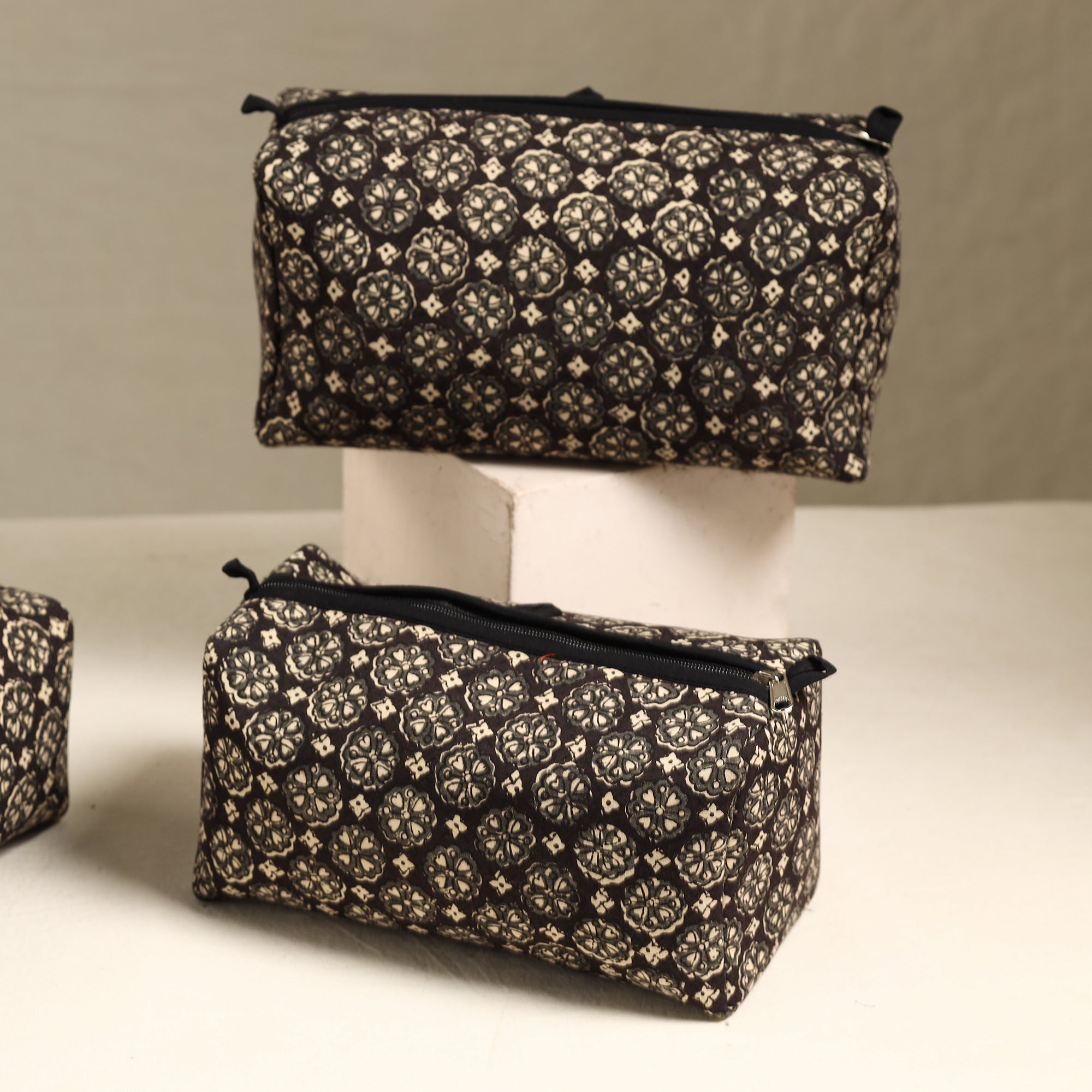 ITOKRI CRAFTS INITIATIVE Black - Handmade Cotton Toiletry Bags (Set of 3) 61 - view 2