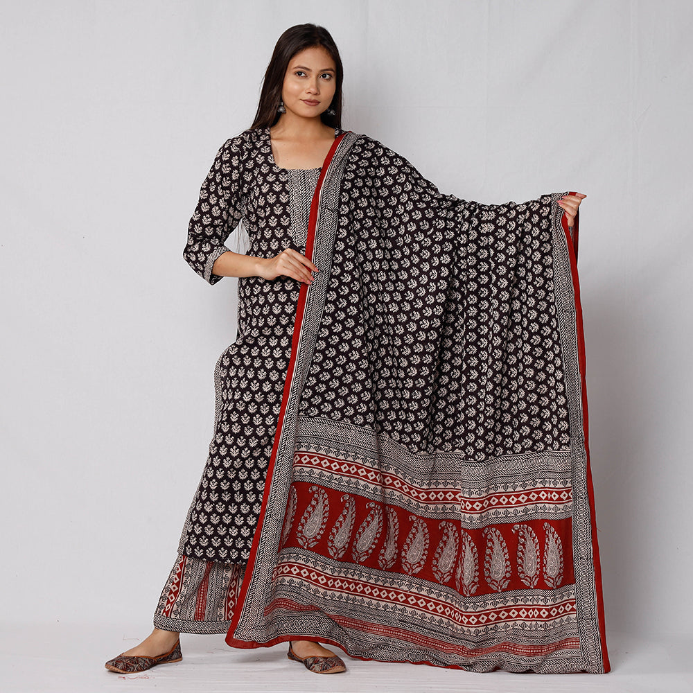 ITOKRI CASUALS Black - Bagh Block Printed Cotton Kurta with Palazzo & Dupatta Set - view 2