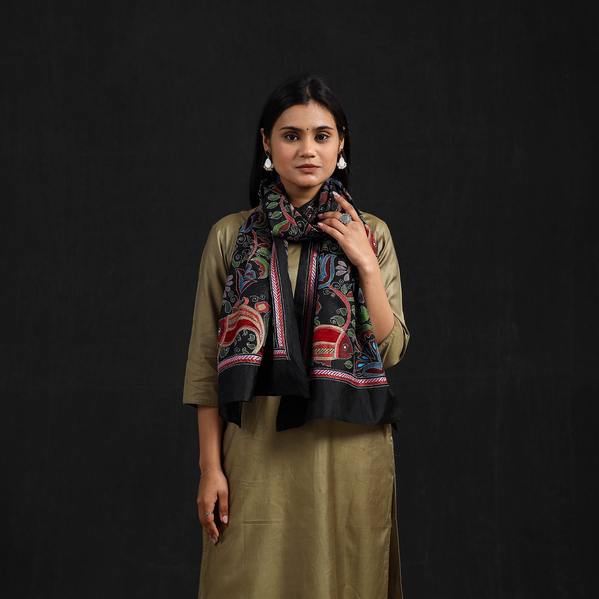 KHUSHBASH - HAPPY LOOM OF EAST Black - Handloom Silk Bengal Kantha Work Stole 27 - view 2