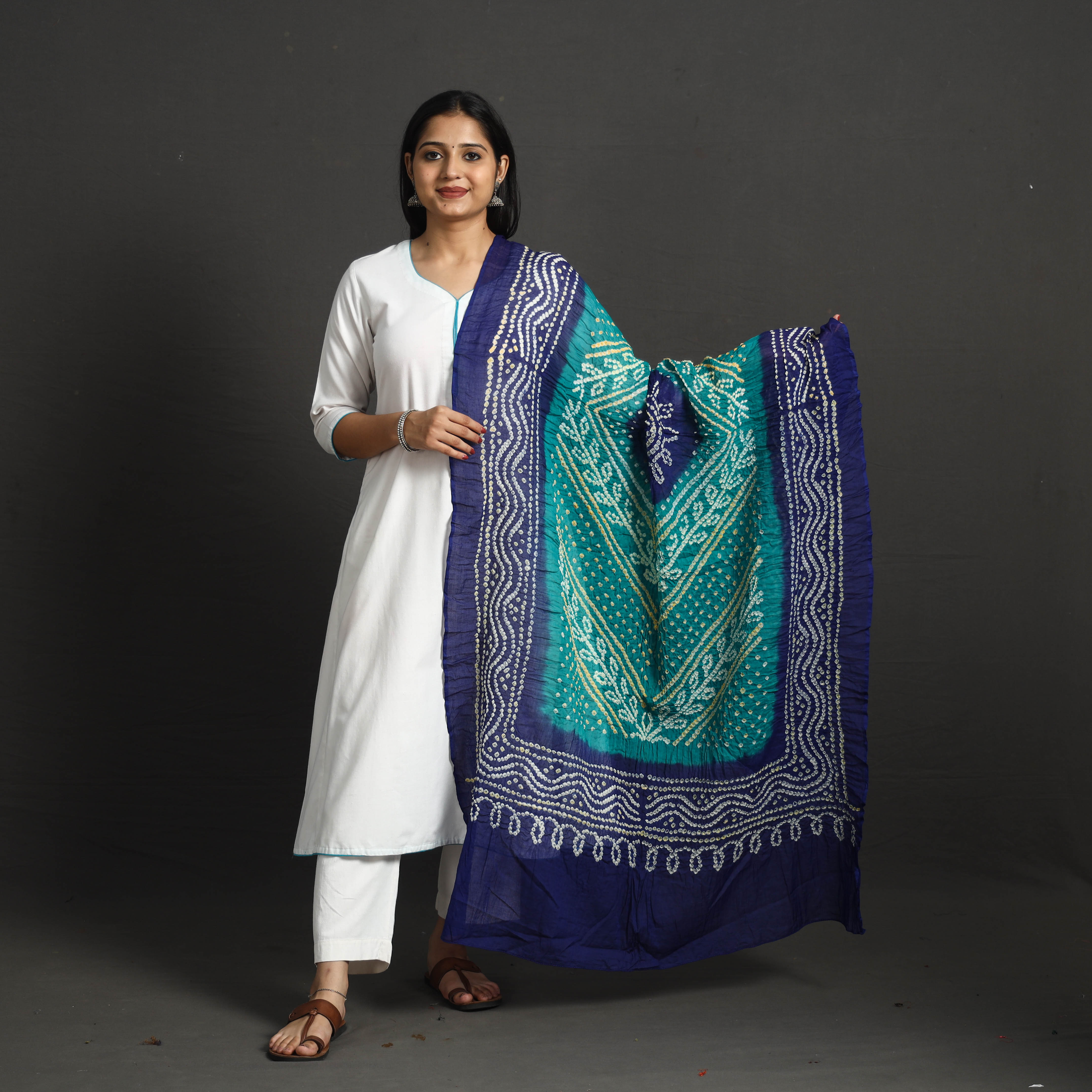 KACHCHH JI CHHAAP Kutch Tie-Dye Cotton Bandhani Dupatta 60