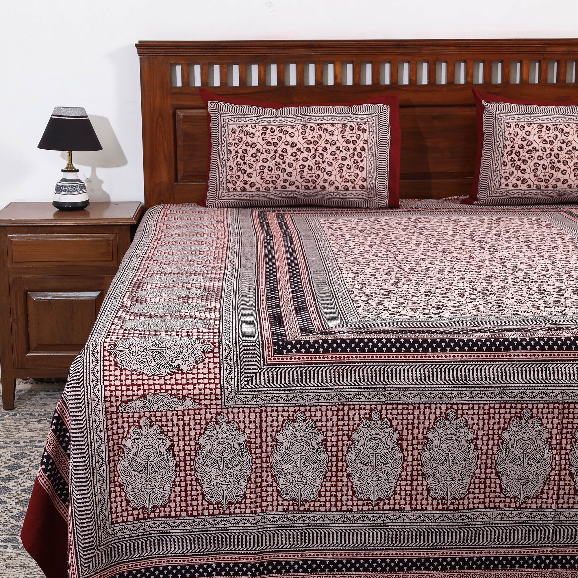 BAGH PRINTS BY ANSHAR FARUKH KHATRI Bagh Block Printed Cotton Double Bed Cover with Pillow Covers (112 x 92 in) - view 2