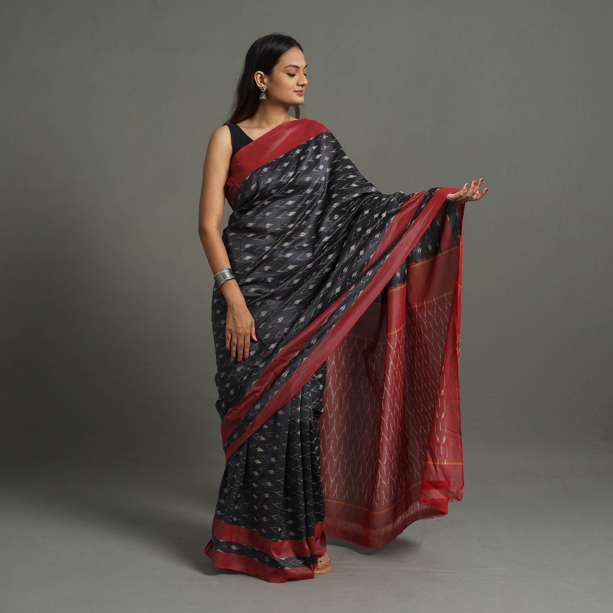 SOUTH KARGHA Black - Mercerised Cotton Pochampally Ikat Saree 22 - view 2
