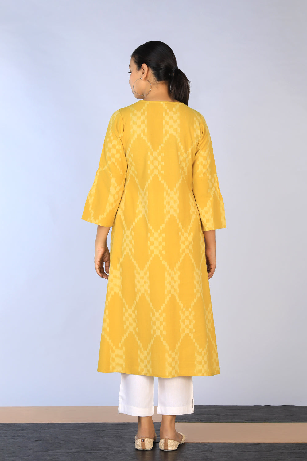 Kalanjali Ethnics Handwoven cotton Pochampally Ikat Kurti - view 7