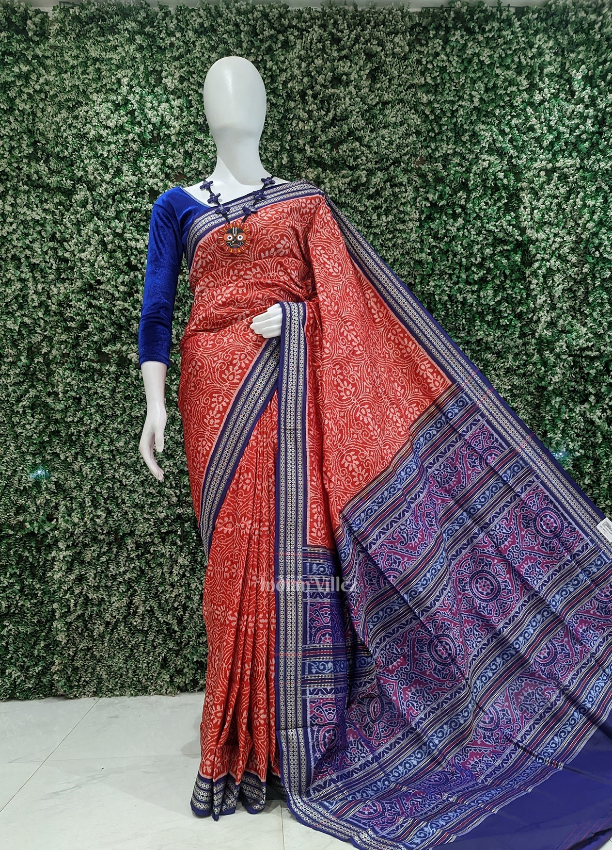 IndianVillèz Red Blue Floral Motif Sambalpuri Silk Saree