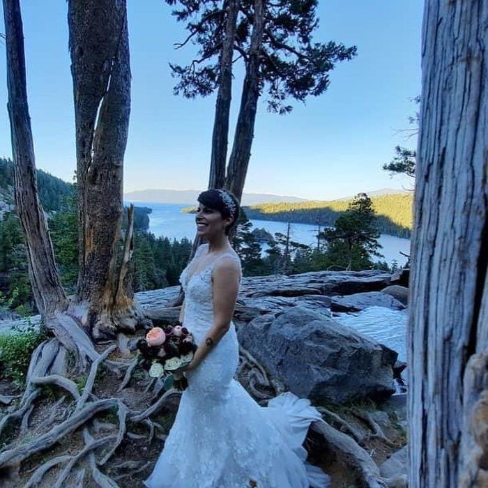 fiftyflowers.com August Tahoe Elopement - view 2