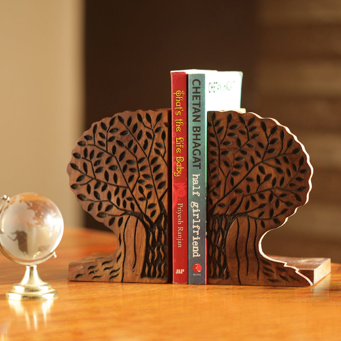 EXCLUSIVELANE 'Tree Of Life' - Hand Carved Sheesham Wood Bookend
