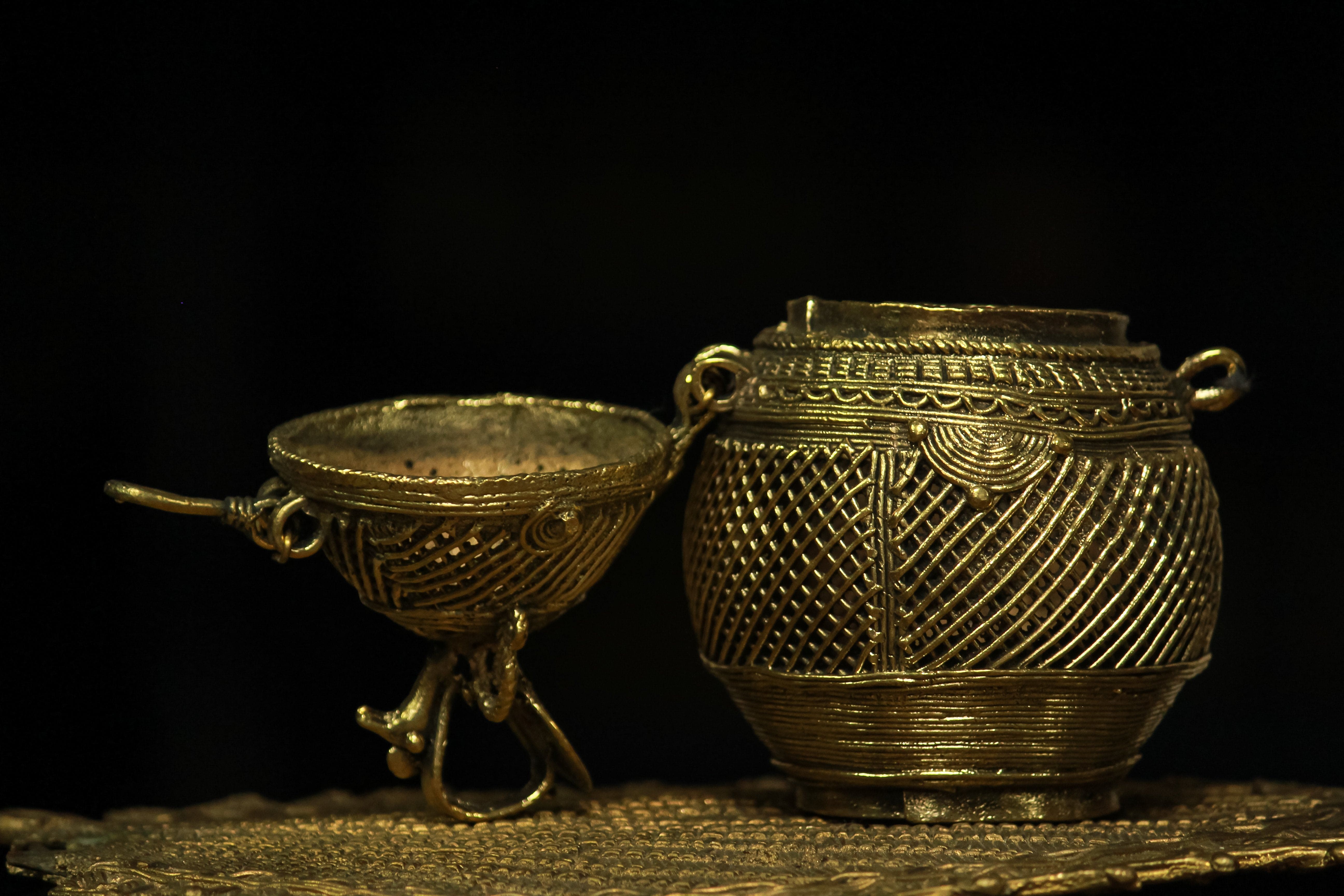 IndianVillèz Handmade Dhokra Coconut Box (Small) - view 4