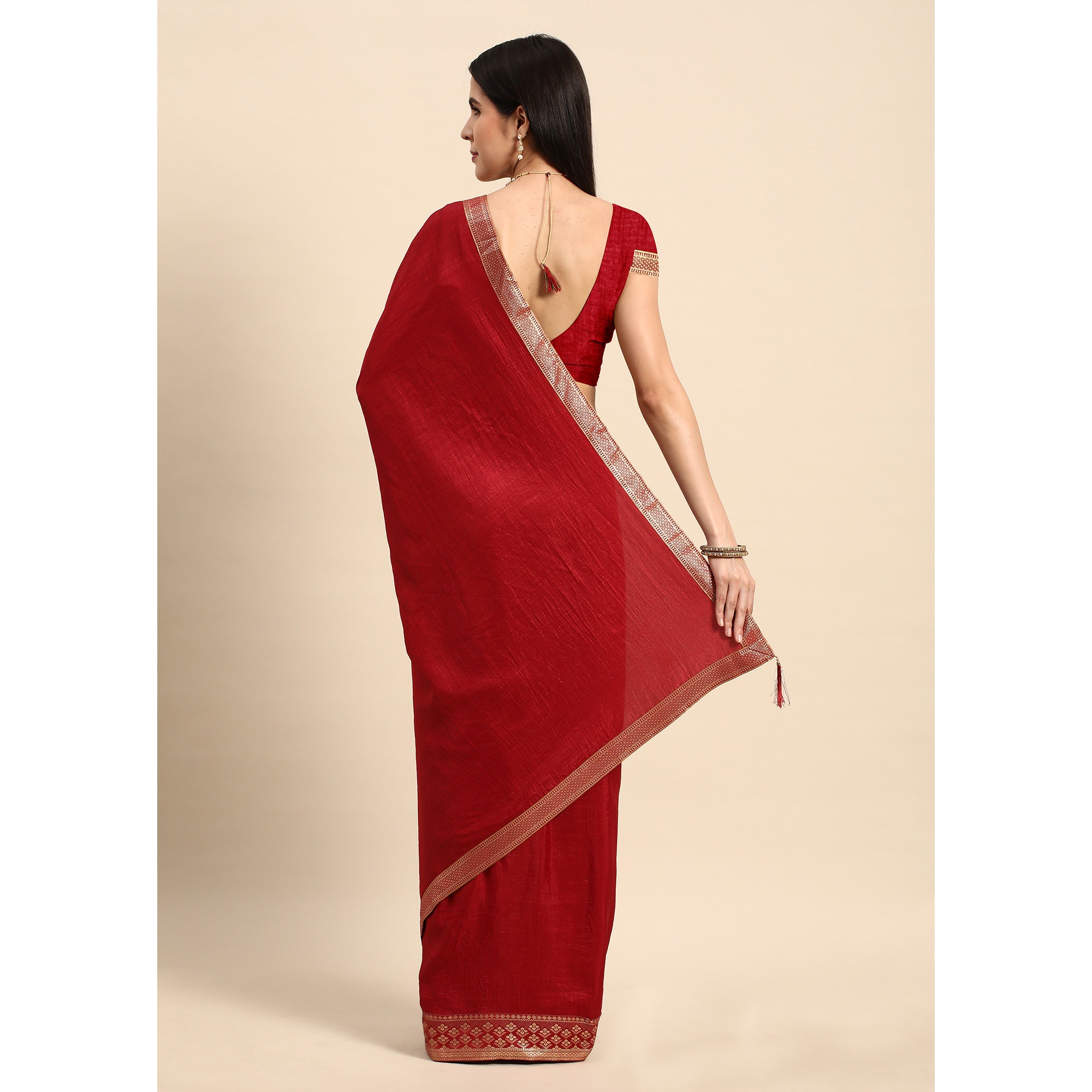 Peachmode Maroon Solid Vichitra Silk Saree With Zari Border - view 4