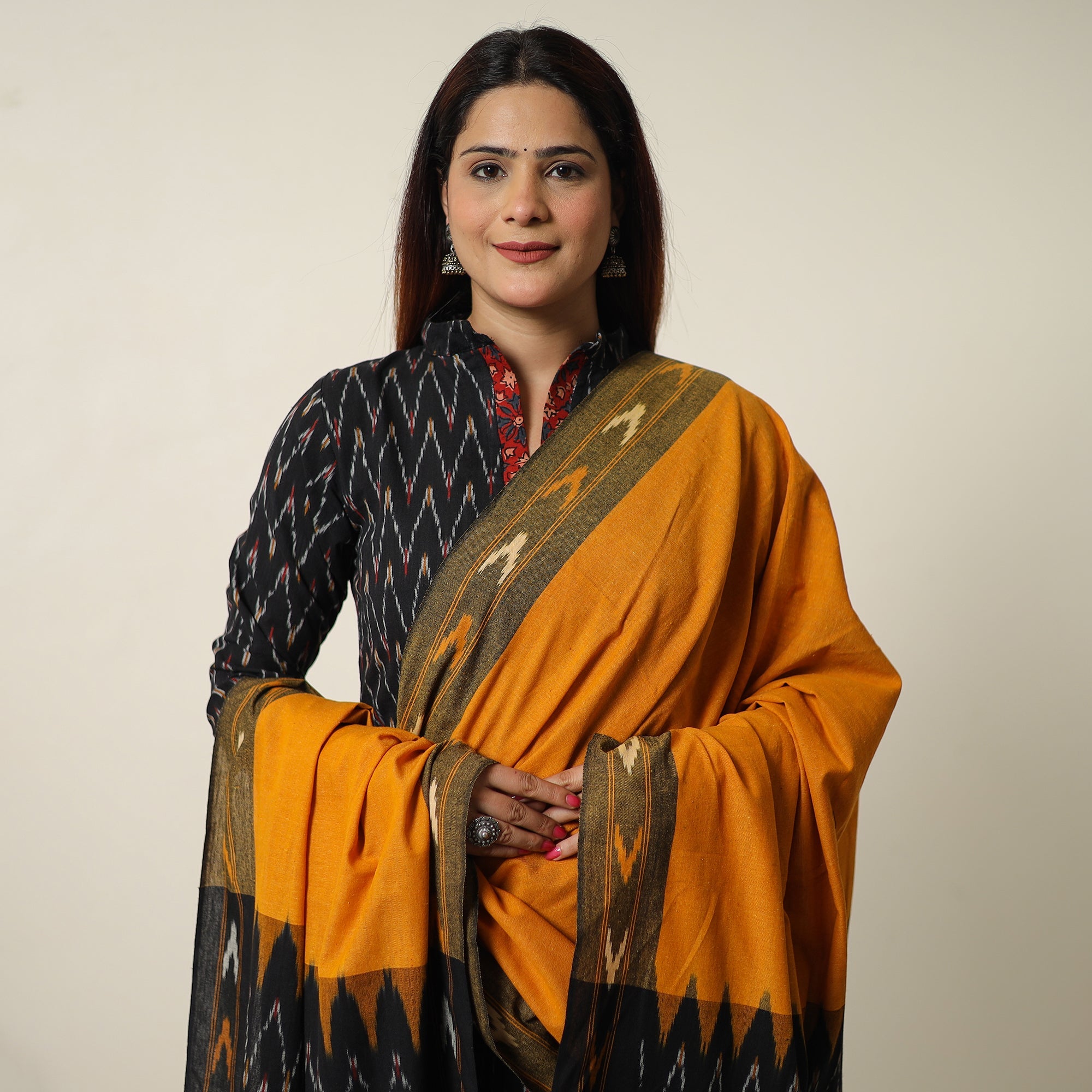 ITOKRI CASUALS Black - Pochampally Ikat Weave Cotton Kurta with Palazzo & Dupatta Set 07 - view 3