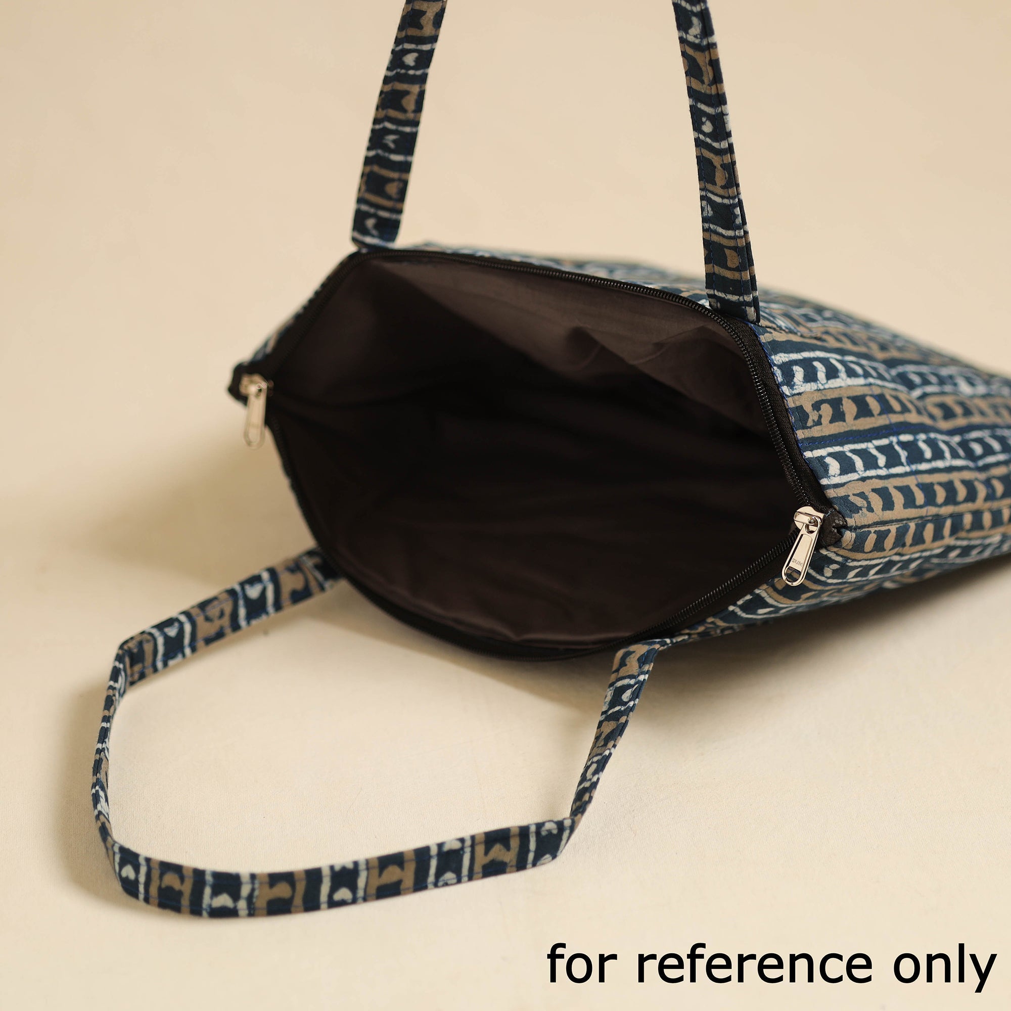 NOORI BAZAR Blue - Handcrafted Quilted Cotton Hand Bag 04 - view 5