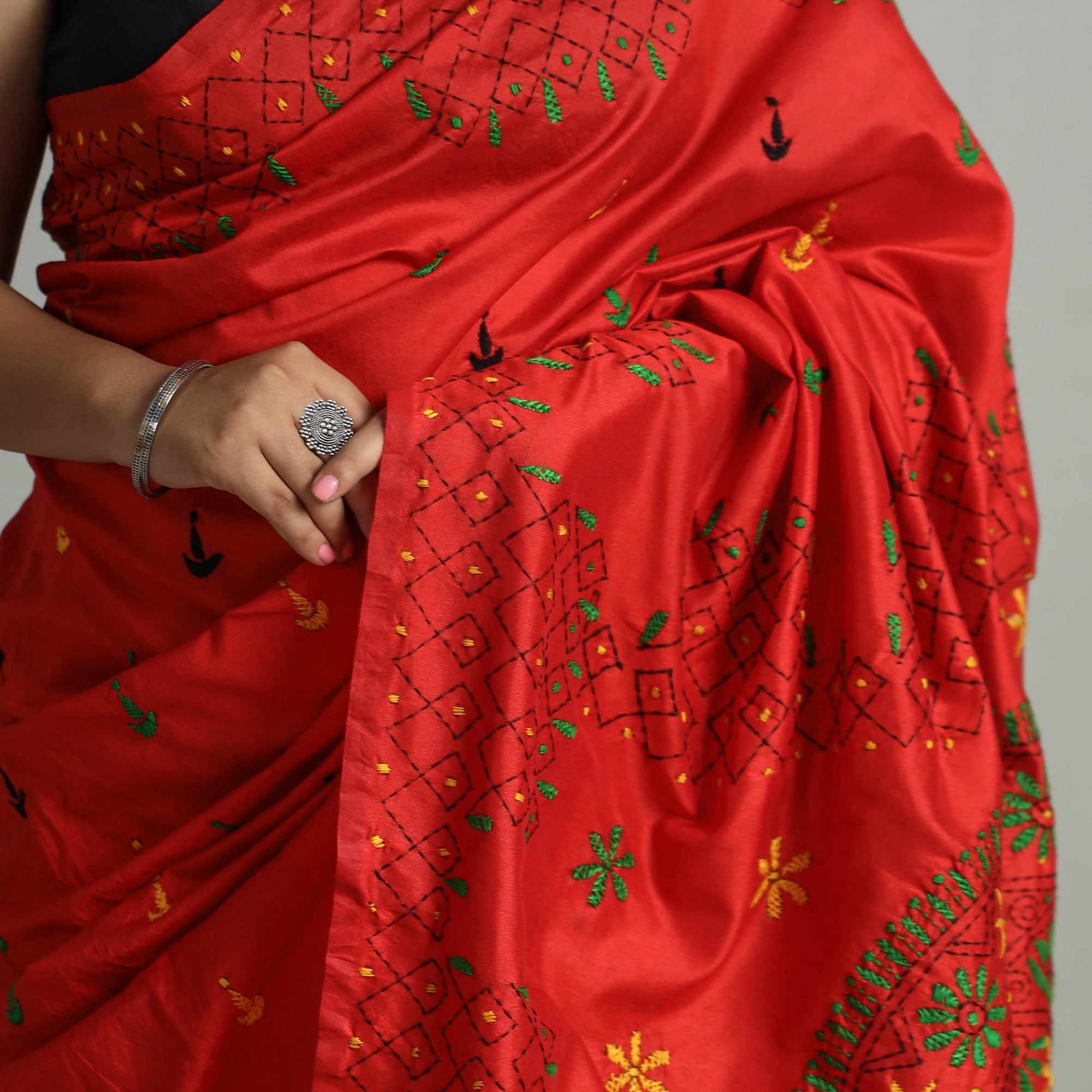 ITOKRI CRAFTS INITIATIVE Red - Bengal Nakshi Kantha Embroidery Silk Saree 63 - view 3