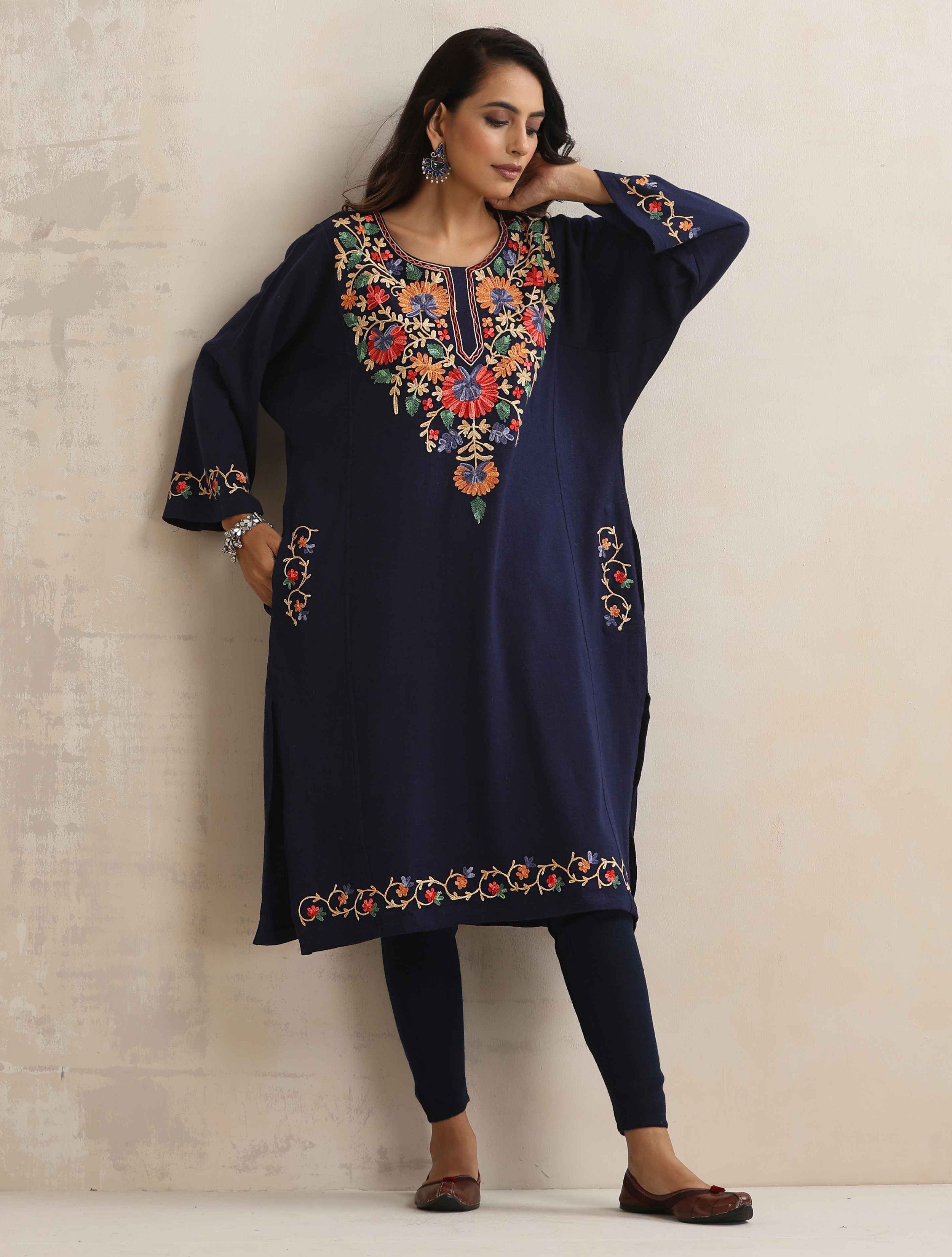 trueBrowns Blue Kashmiri Floral Embroidered Woollen Phiran Kurta
