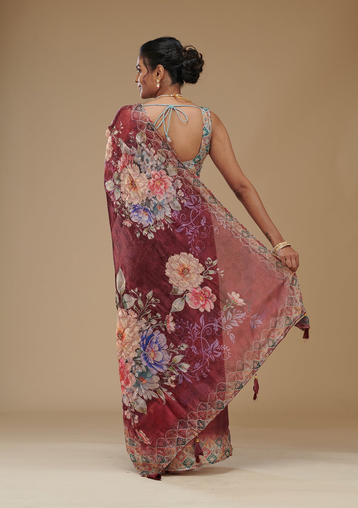 Koskii Wine Printed Tissue Saree – Women's - view 2