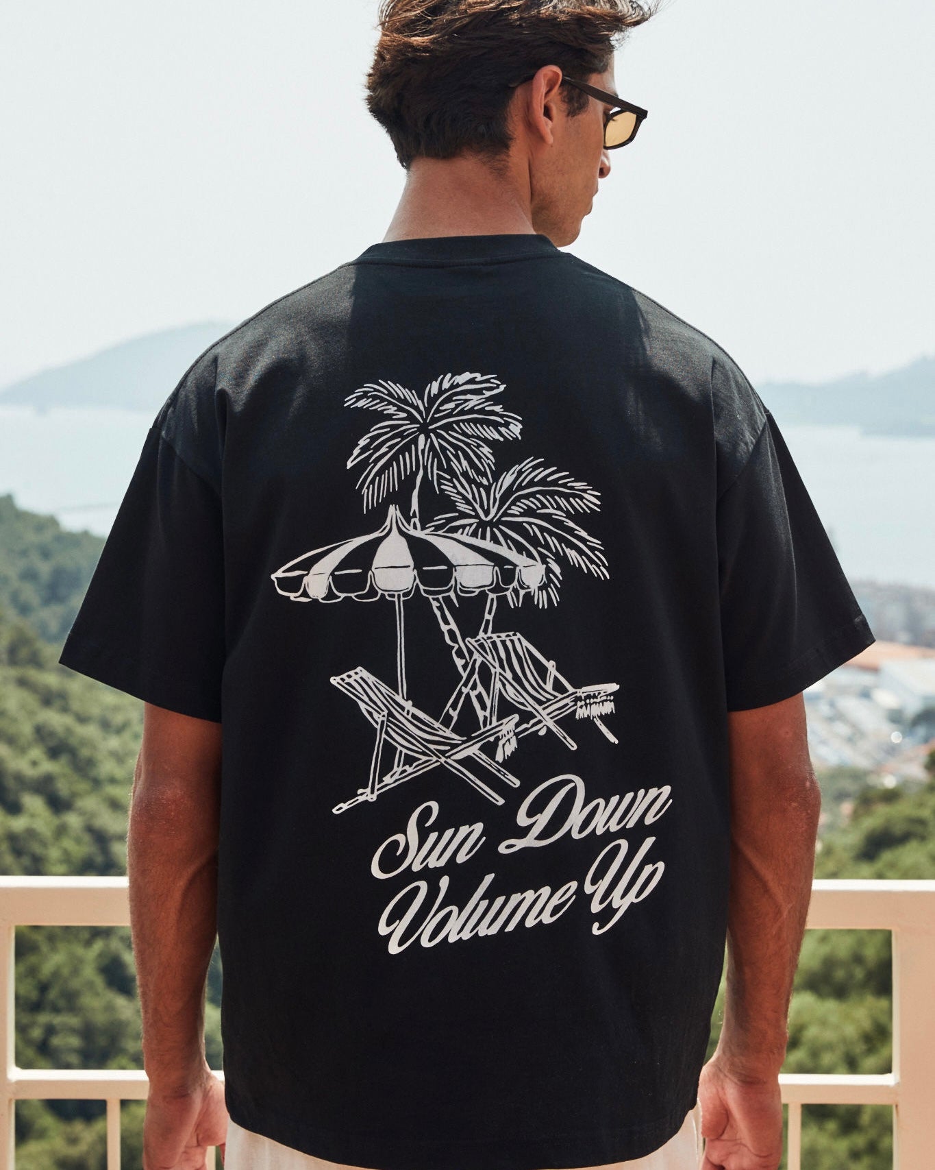 Coszus Volume Black T-Shirt - view 4