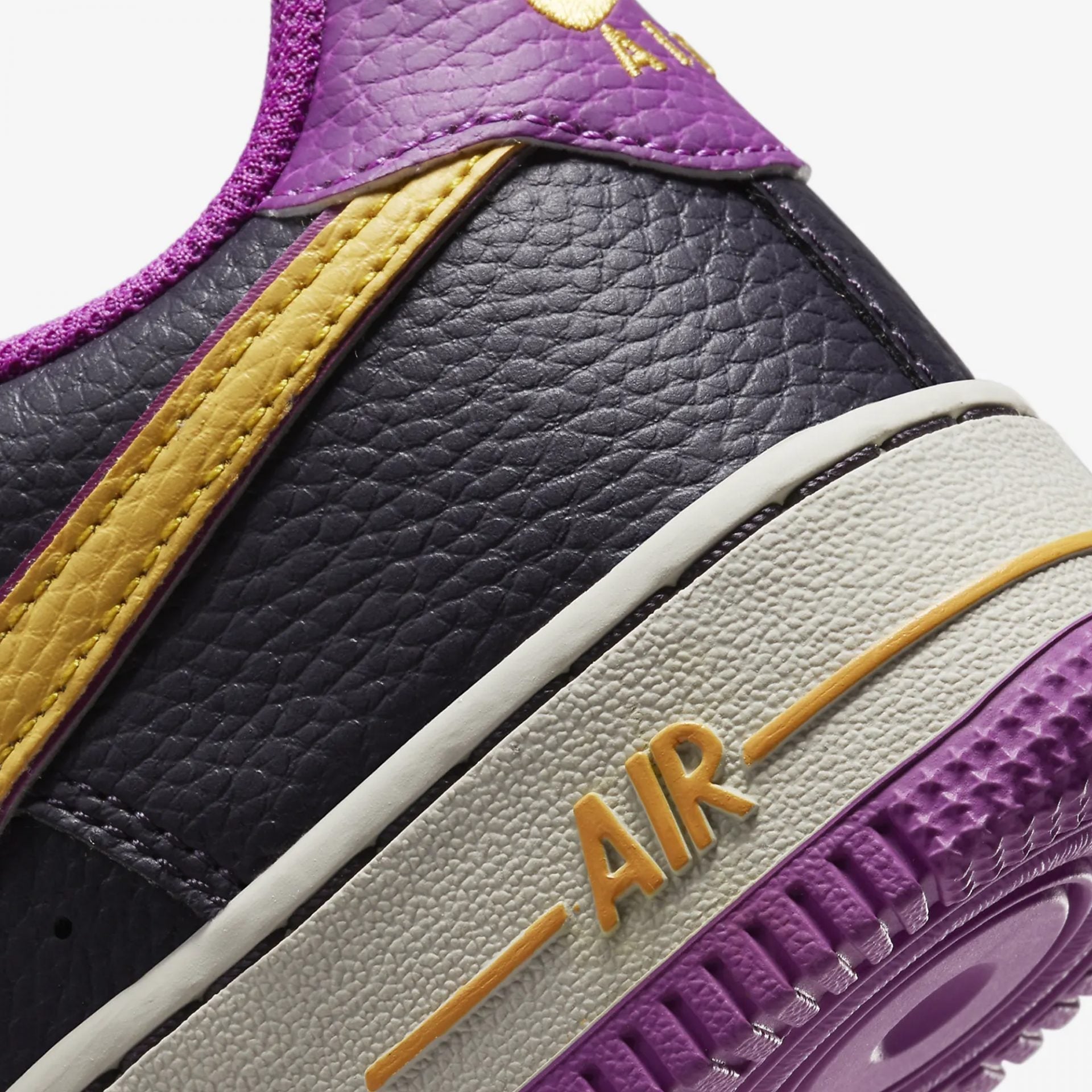 Nike | AIR FORCE 1 { CAVE PURPLE/SOLAR FLARE - view 4