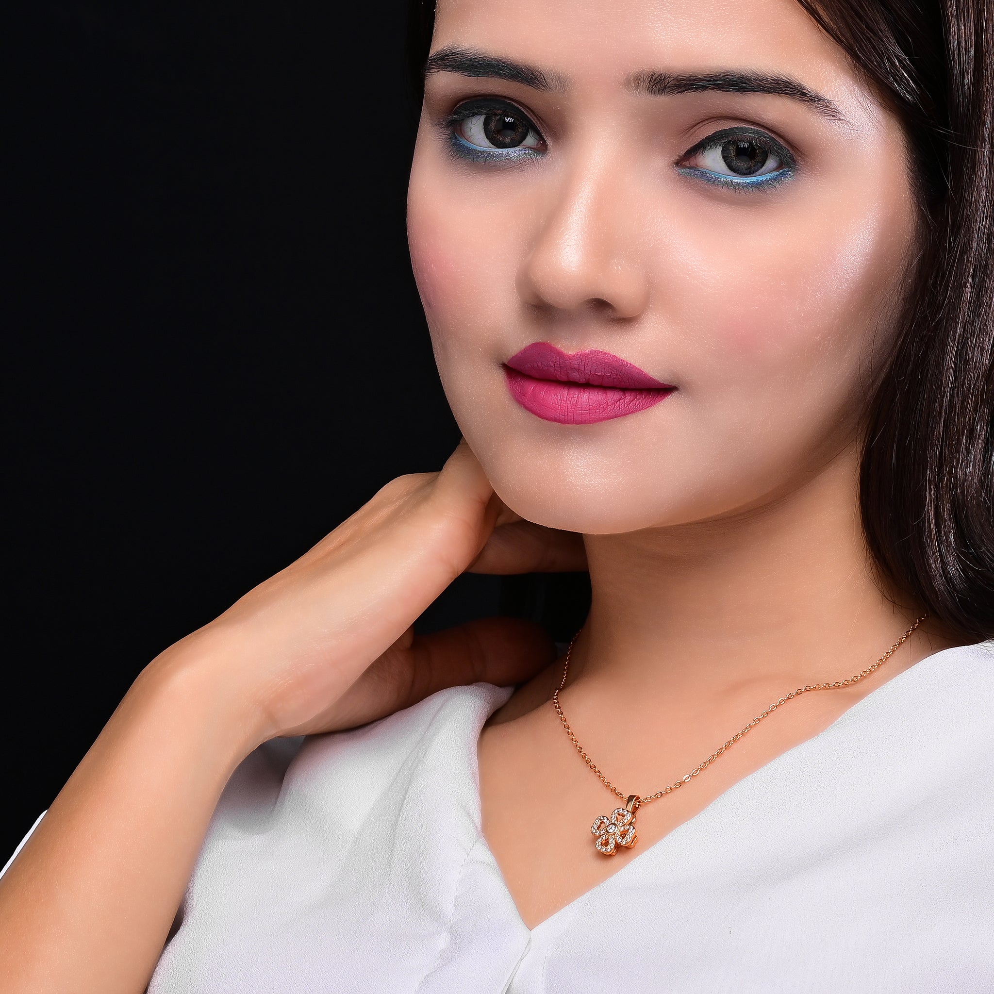 Branta Spinning Four Heart Pendant Necklace For Women - view 4