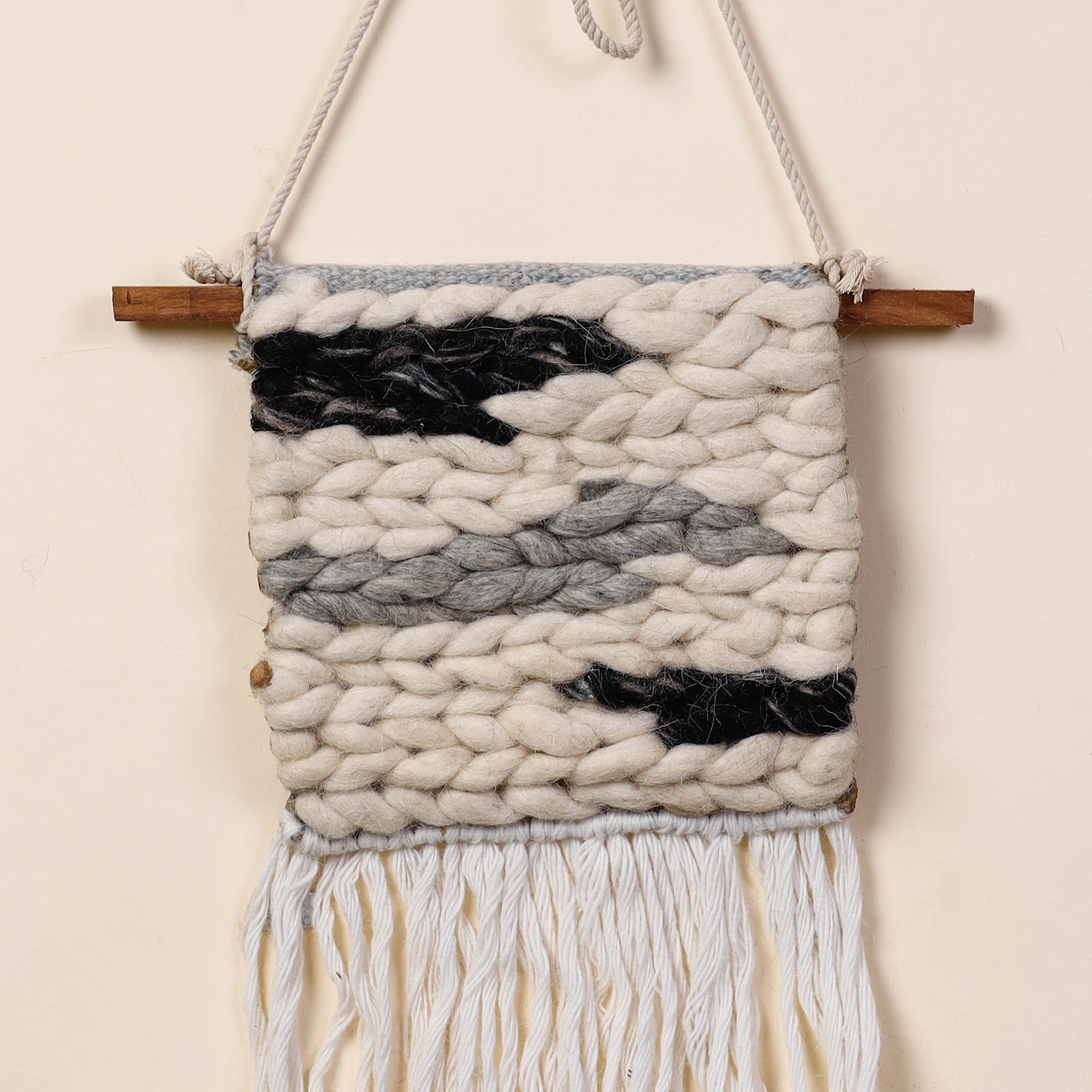 ITOKRI CRAFTS INITIATIVE Bhadohi Handwoven Wool Geometric Fringed Wall Hanging - view 2