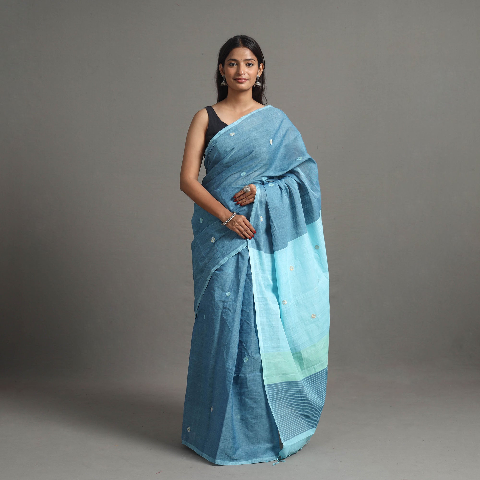 CHITRIKA Kuppadam Jamdani Buti Cotton Handloom Saree 125
