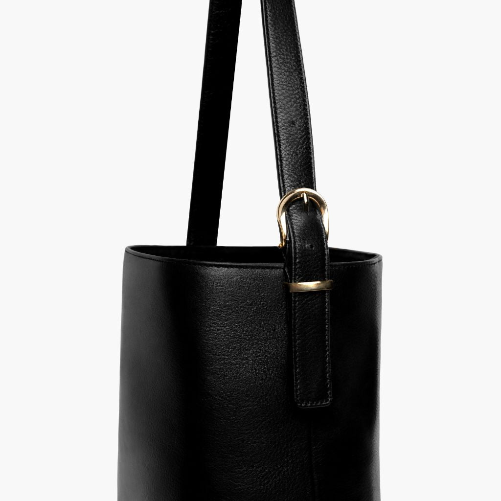 Thursday Boots - Women's Bags Bucket Bag | Black & Gold - view 6