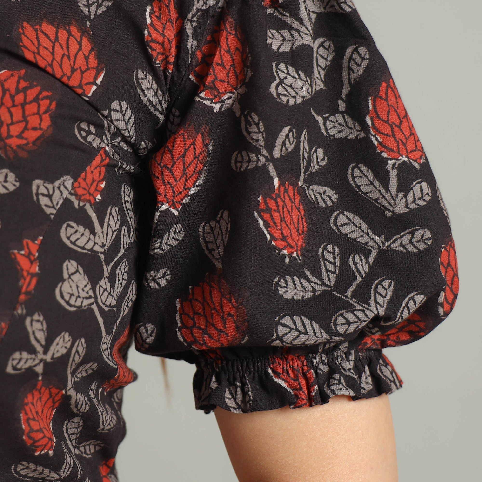 ITOKRI CASUALS Black - Bagru Block Printed Cotton Stitched Blouse 01 - view 5