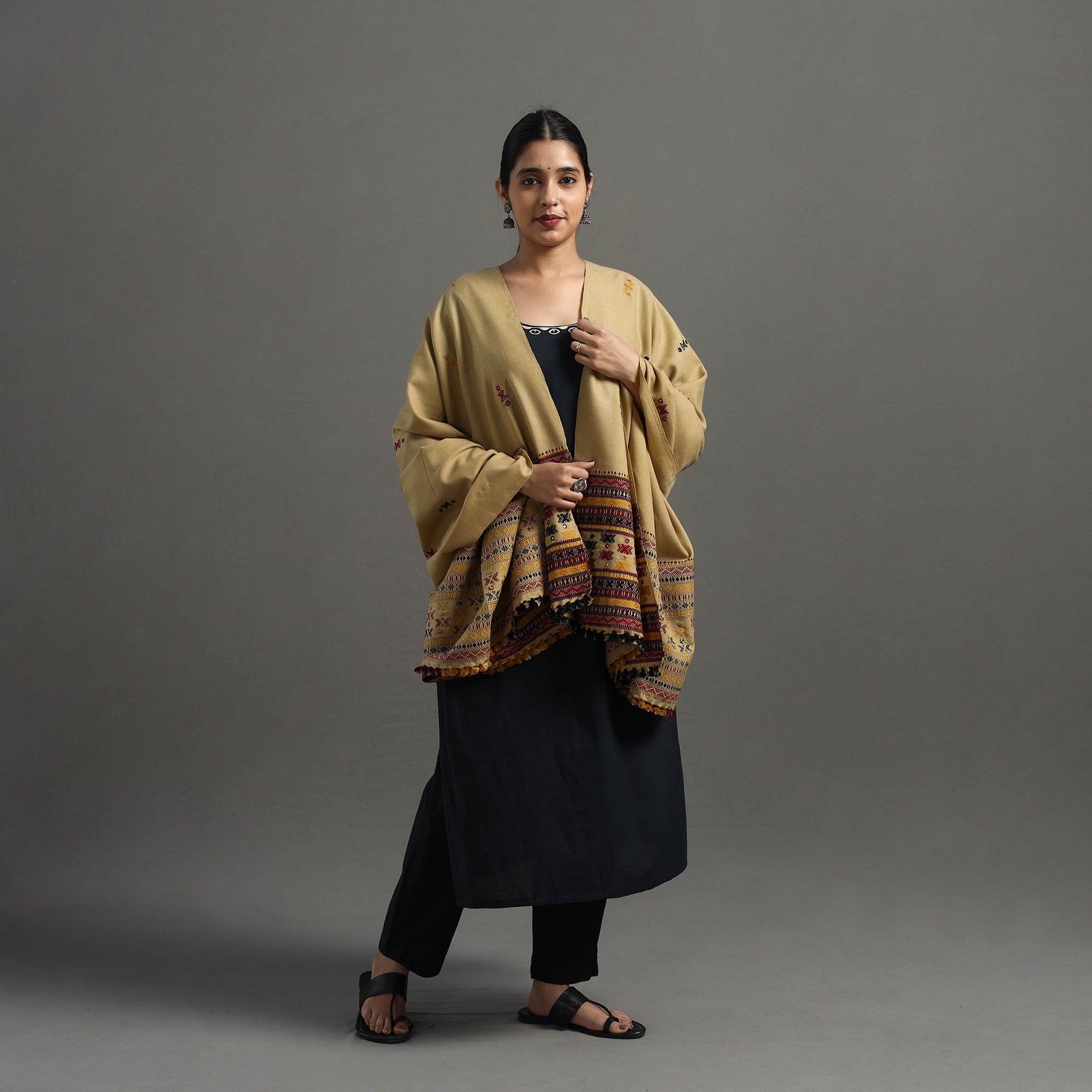 VANKAR BHIMJI KANJI Beige - Kutch Handwoven Mirror Work Woollen Shawl 16