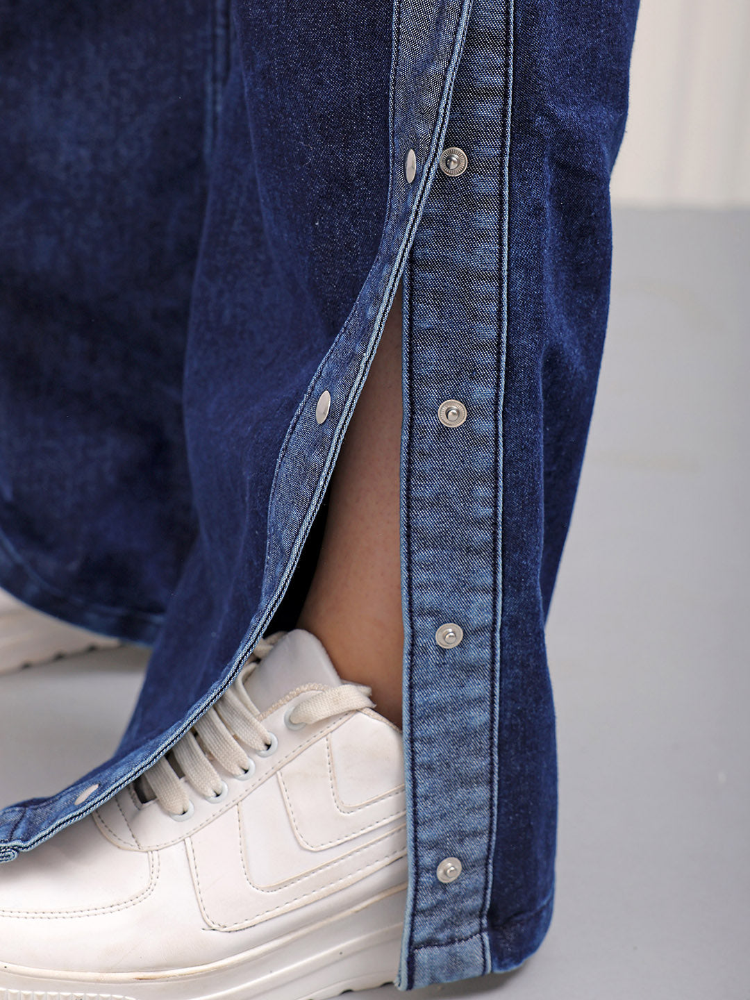 Freehand By The Indian Garage Co Women's Solid Flared High Rise Five Pocket Jeans - view 9