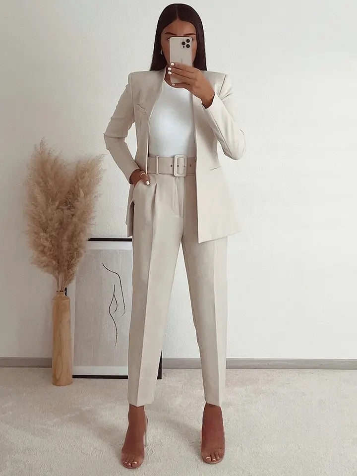 Alamode By Akanksha Ridley Premium Suit Set - Blazer and Pants