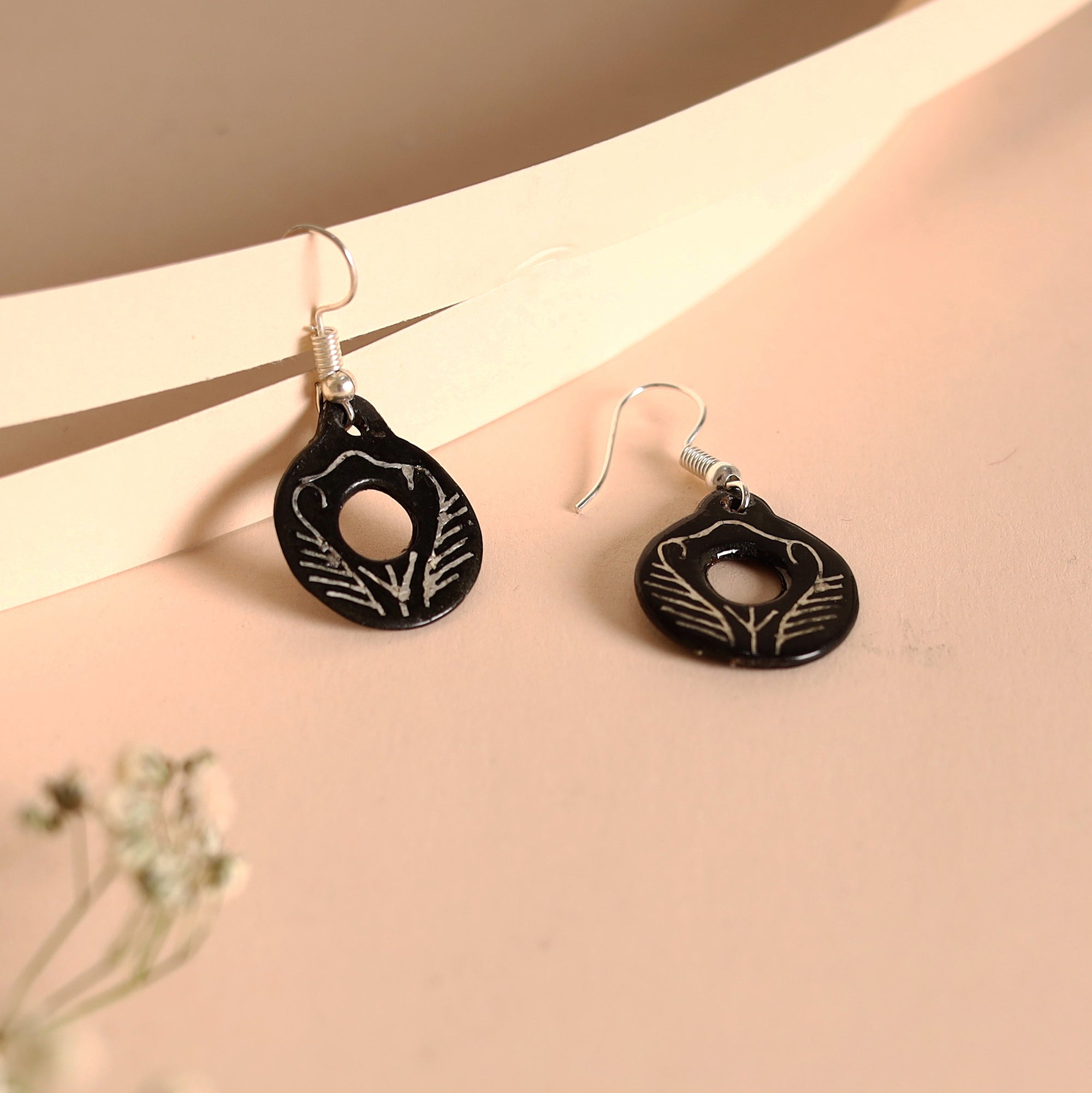 ITOKRI CRAFTS INITIATIVE Bidri Work Pure Silver Inlay Earrings 08 - view 2