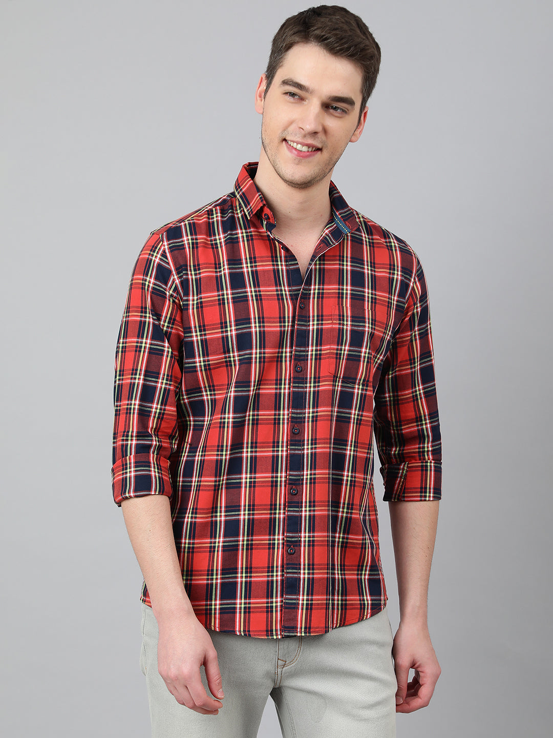 BlackTree Men Red Standard Fit Checkered Casual Shirt