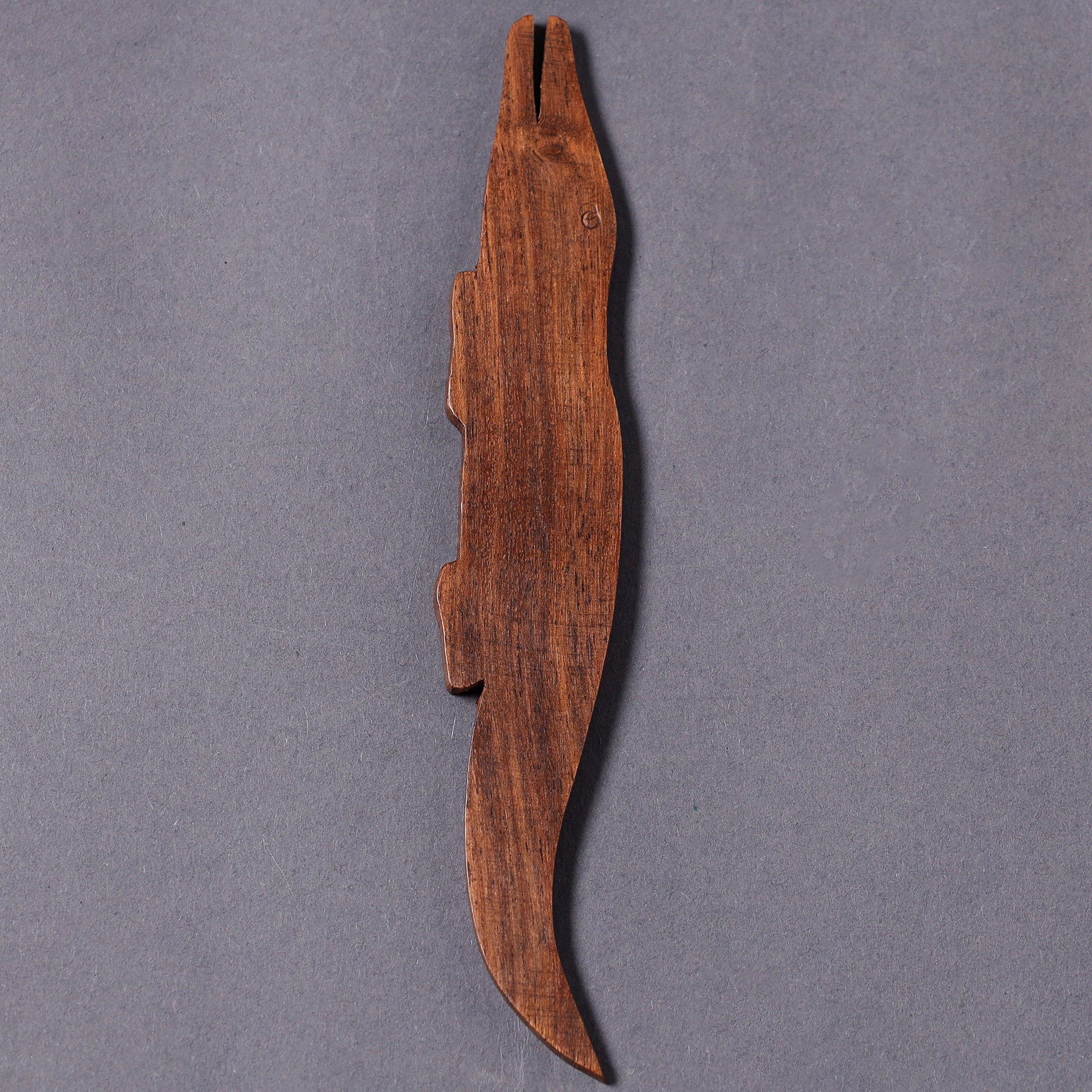 ITOKRI CRAFTS INITIATIVE Bijnor Hand Carved Sheesham Wood Bookmark - view 2
