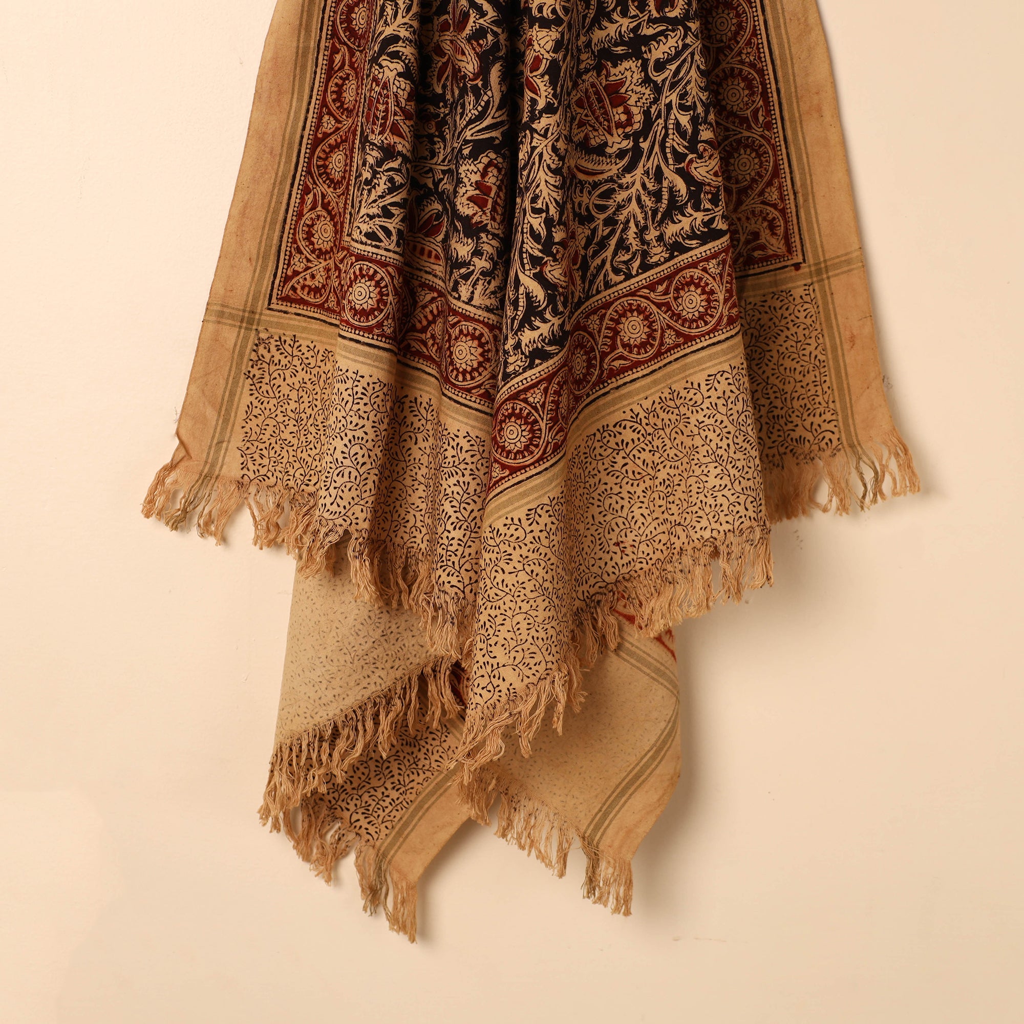 PITCHUKA SRINIVAS KALAMKARI PEDANA Black - Handloom Cotton Block Printed Pedana Kalamkari Towel 03 - view 2