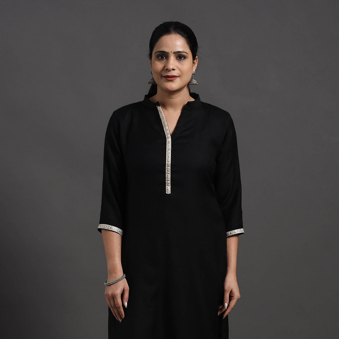 ITOKRI CASUALS Black - Mahnoor Plain Handwoven Merino Woolen Kurta