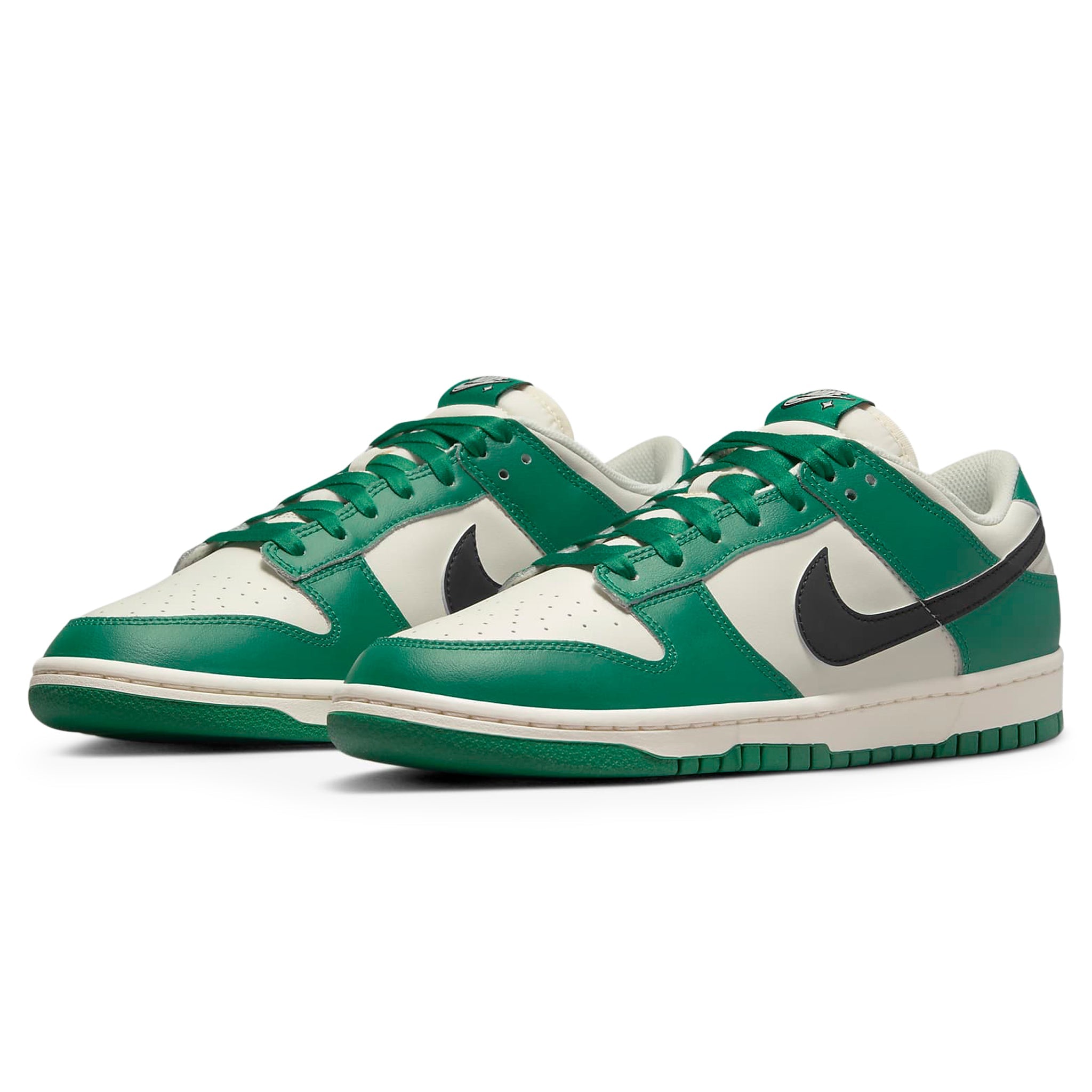Nike Dunk Low SE Lottery Pack Malachite Green - view 2
