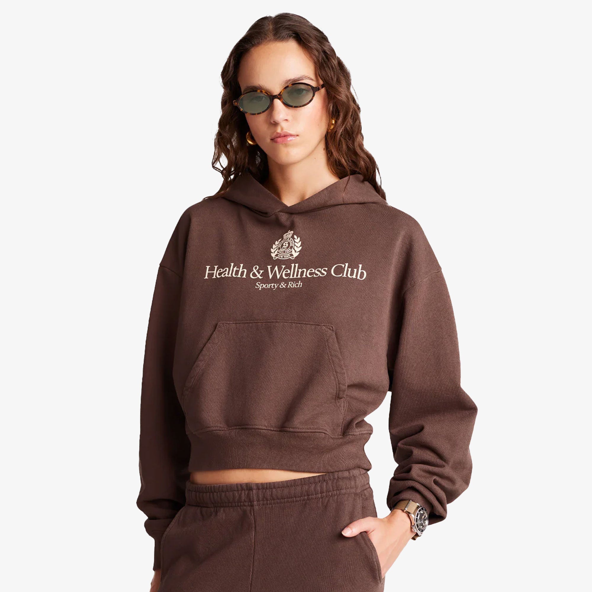 Sporty & Rich | H&w Crest Cropped Hoodie { Brown