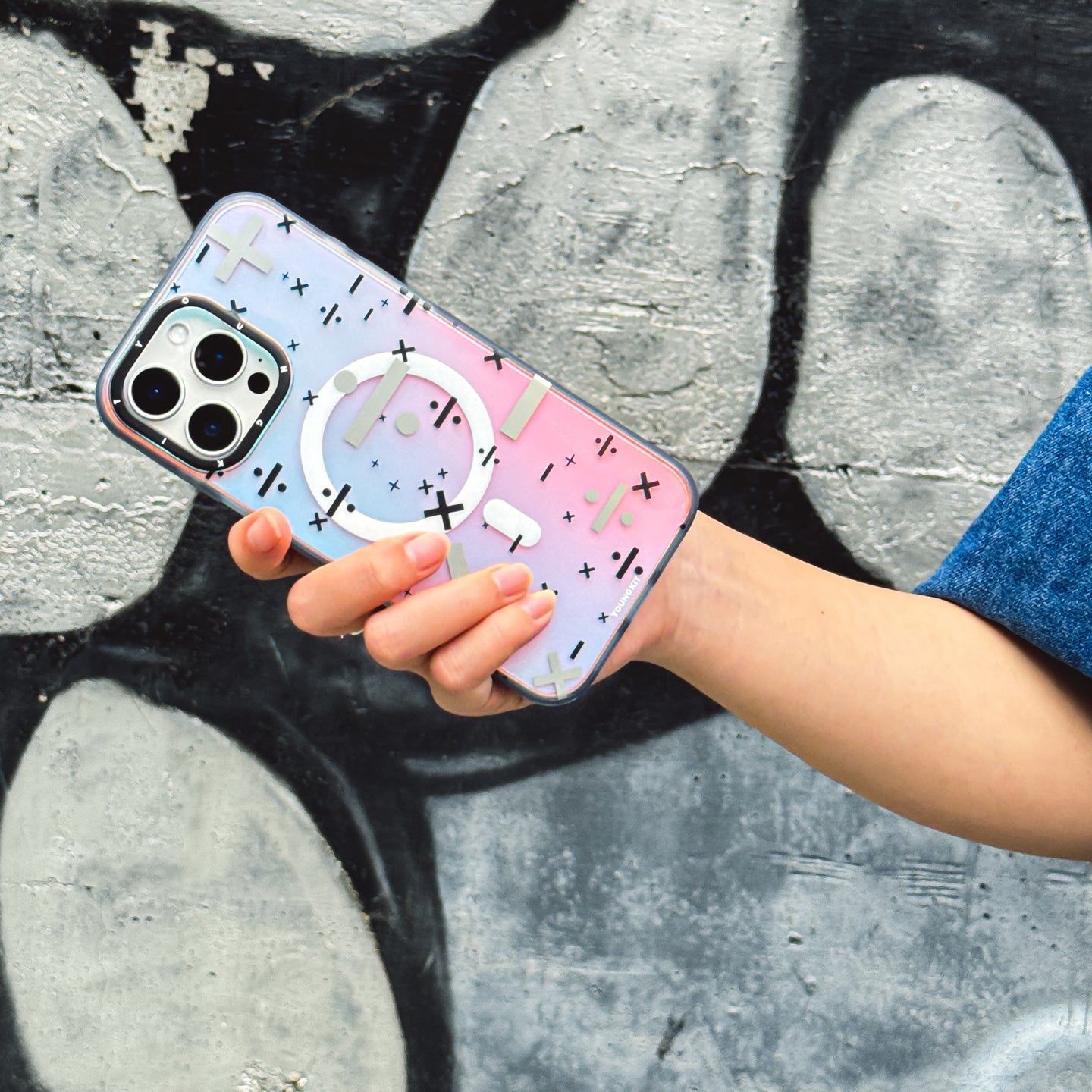MX YOUNGKIT Playful Arithmetic Symbol Graphics Case - iPhone