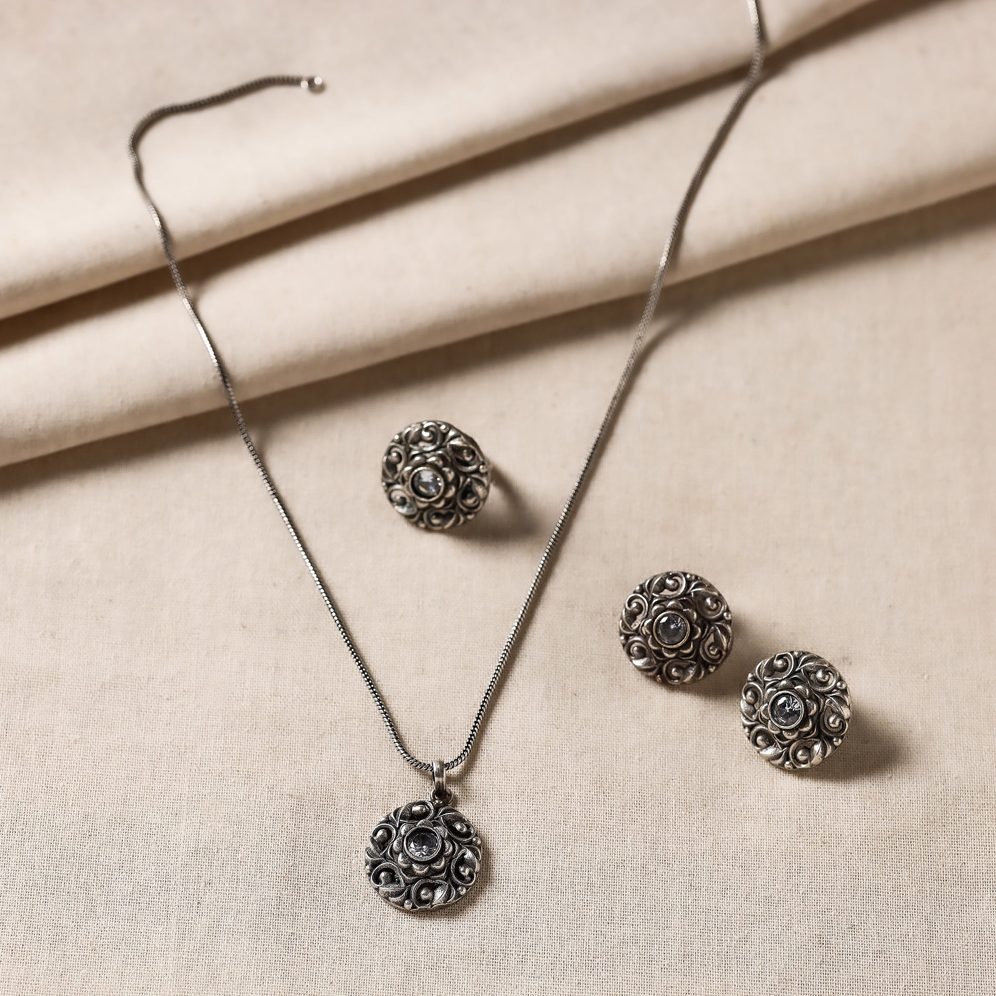 WHITE RIVER STORIES Antique Silver Finish Oxidised Brass Base Stone Work Necklace Set with Ring - view 2