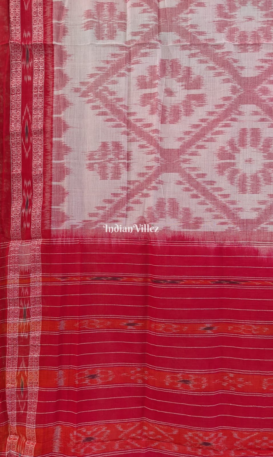 IndianVillèz Off White Maroon Maniabandha Odisha Ikat Cotton Saree - view 3