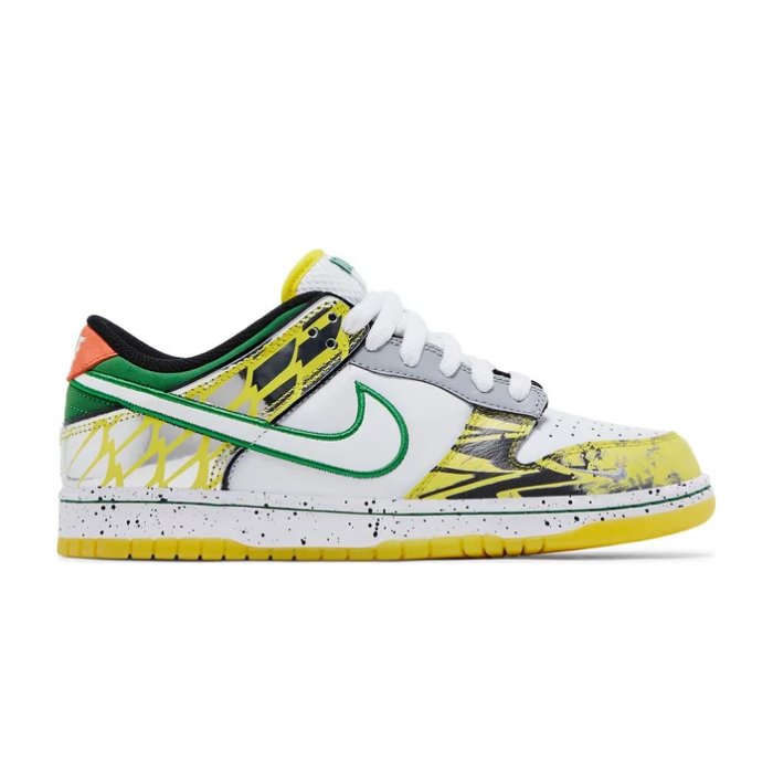 HYPE ELIXIR Nike Dunk Low What the Duck Away University of Oregon PE