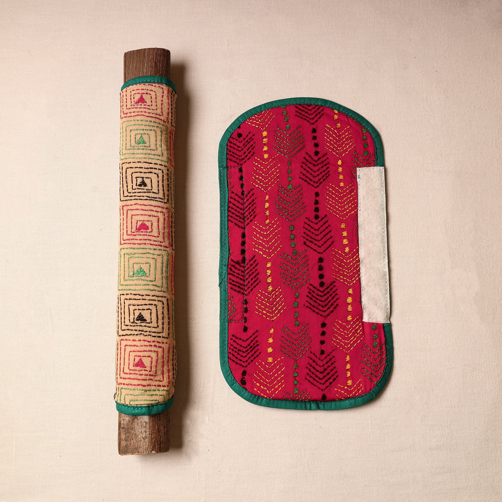 ASALKAAR Beige - Bengal Kantha Work Handmade Fridge Handle Cover (Set of 2) 50 - view 2