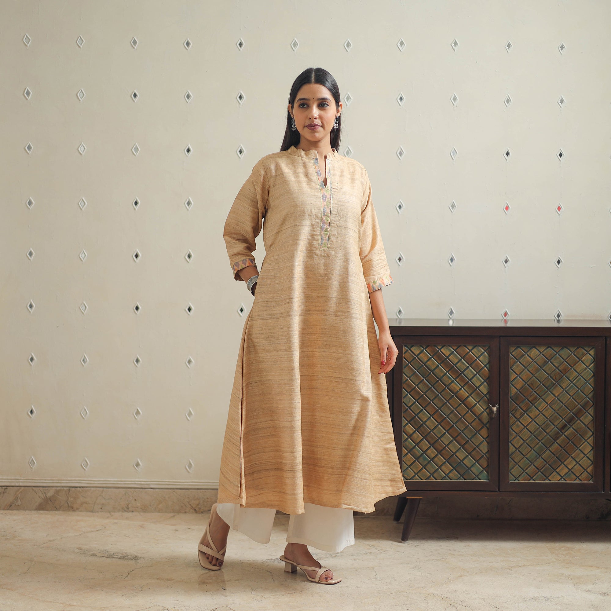 ITOKRI CASUALS Beige - Bhagalpuri Handwoven Desi Tussar Silk Plain Kurta 03 - view 2