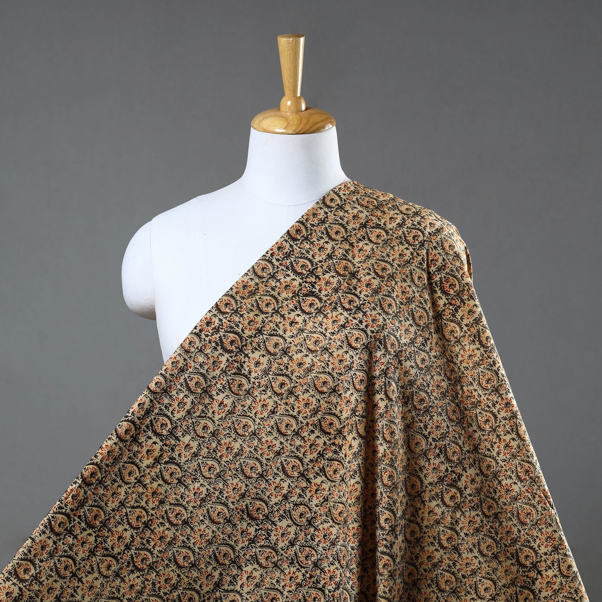 PITCHUKA SRINIVAS KALAMKARI PEDANA Beige - Block Print Cotton Pedana Kalamkari Fabric 11