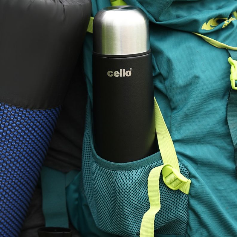 Cello Duro Flip Flask, Vacusteel Water Bottle with Thermal Jacket, 750ml