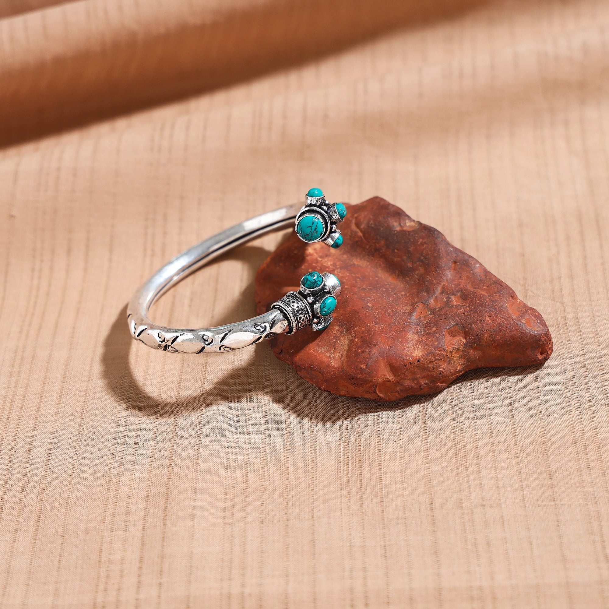 WHITE RIVER STORIES Antique Finish Oxidised German Silver Stone Bangle / Kada (Adjustable)