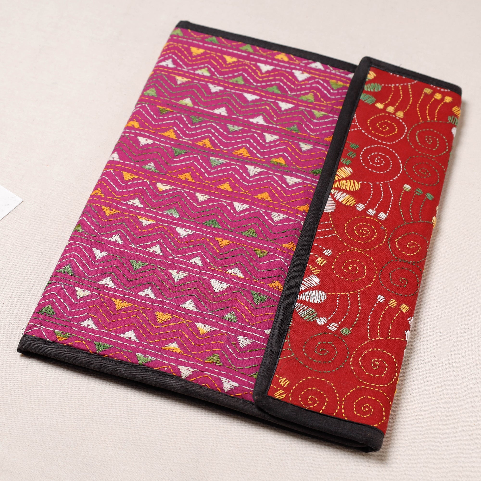 ASALKAAR Bengal Kantha Work Handcrafted File Folder - view 2
