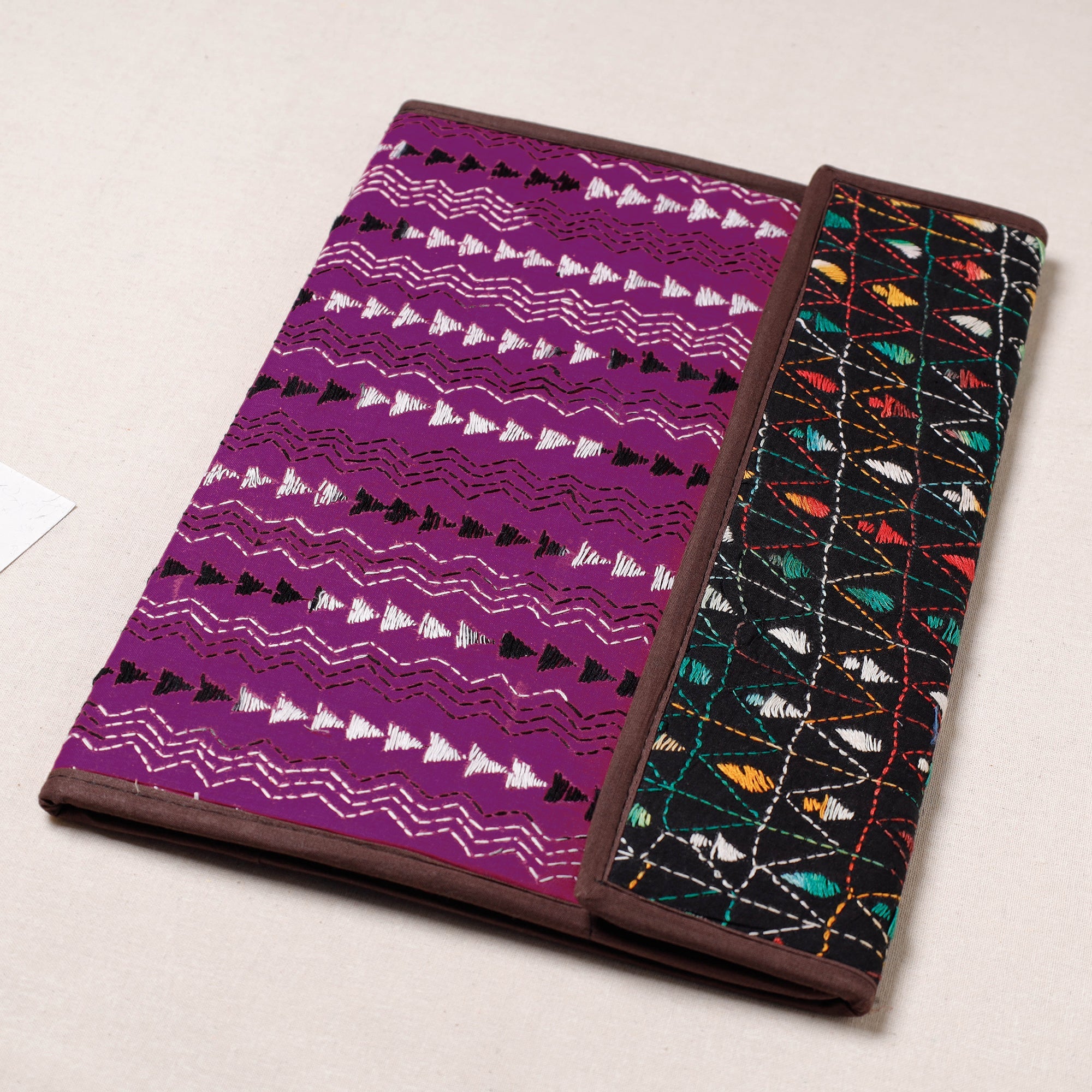 ASALKAAR Bengal Kantha Work Handcrafted File Folder - view 2