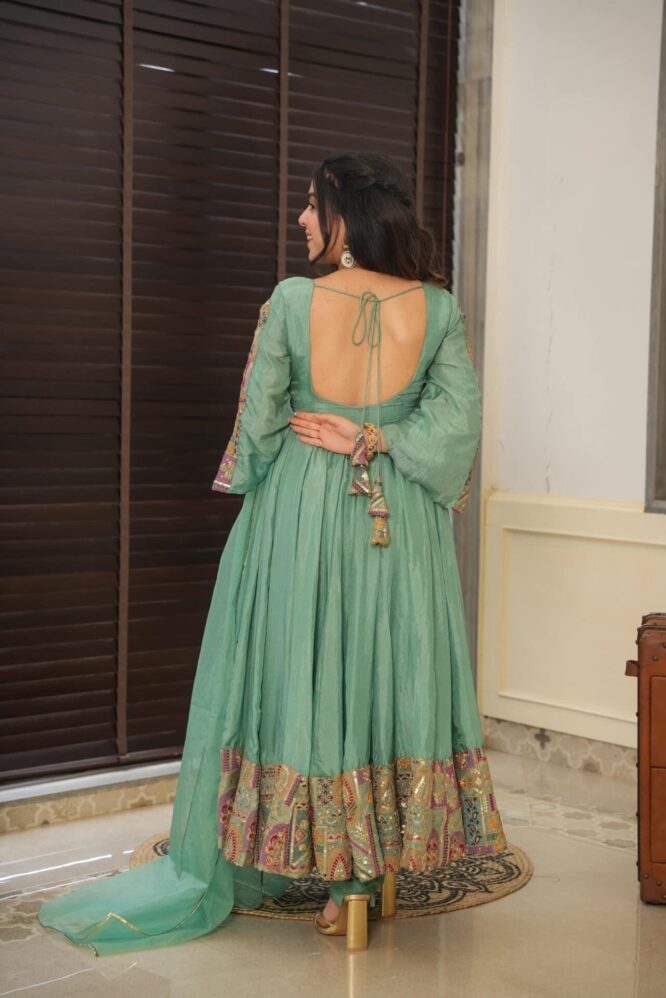 Idaho-o Janitha green suit set - view 5