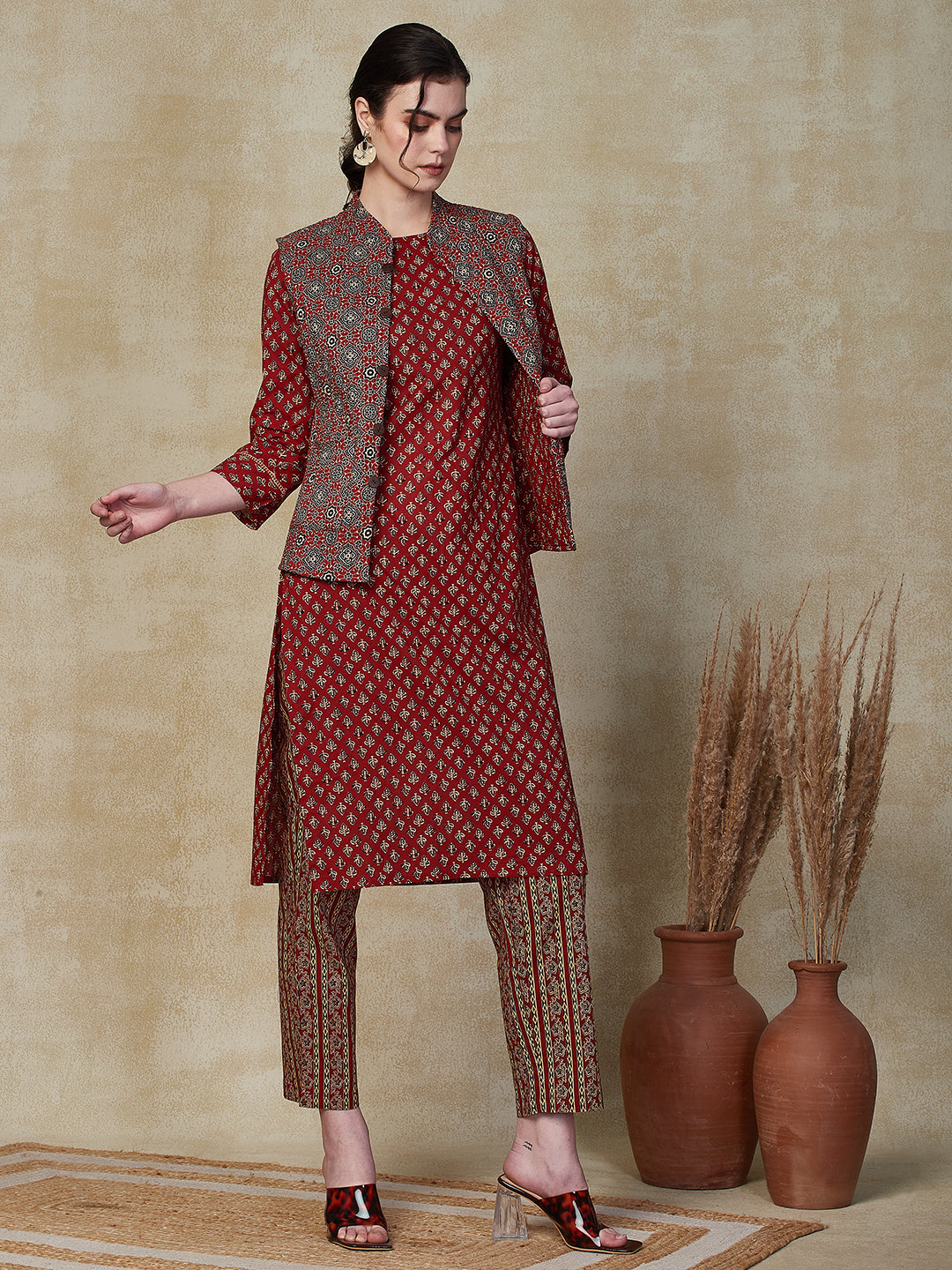 Fashor Ethnic Floral Printed Straight Kurta & Pant with Quilted Printed Jacket - Maroon - view 4