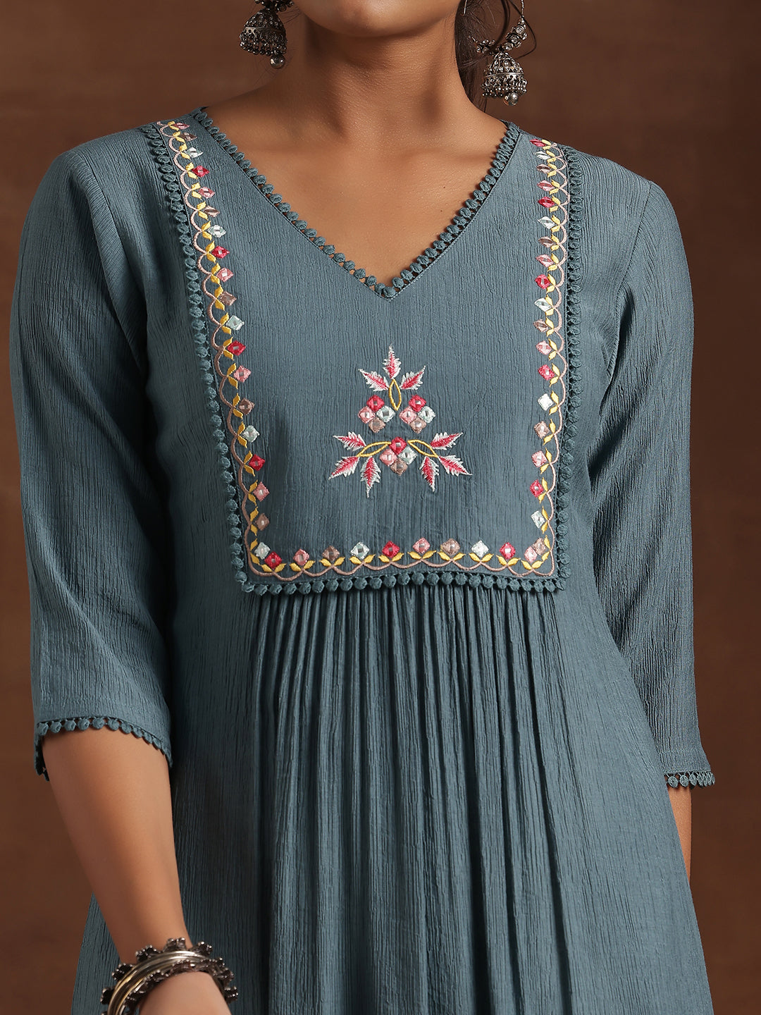 Libas Blue Yoke Design Cotton Straight Kurta - view 4