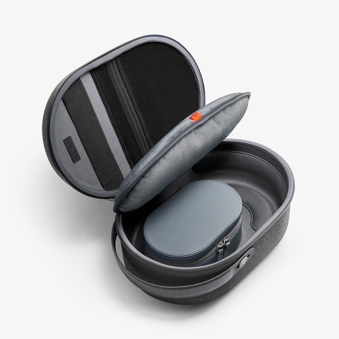 Apple Vision Pro - Klasden Pouch – Charcoal Gray - view 3