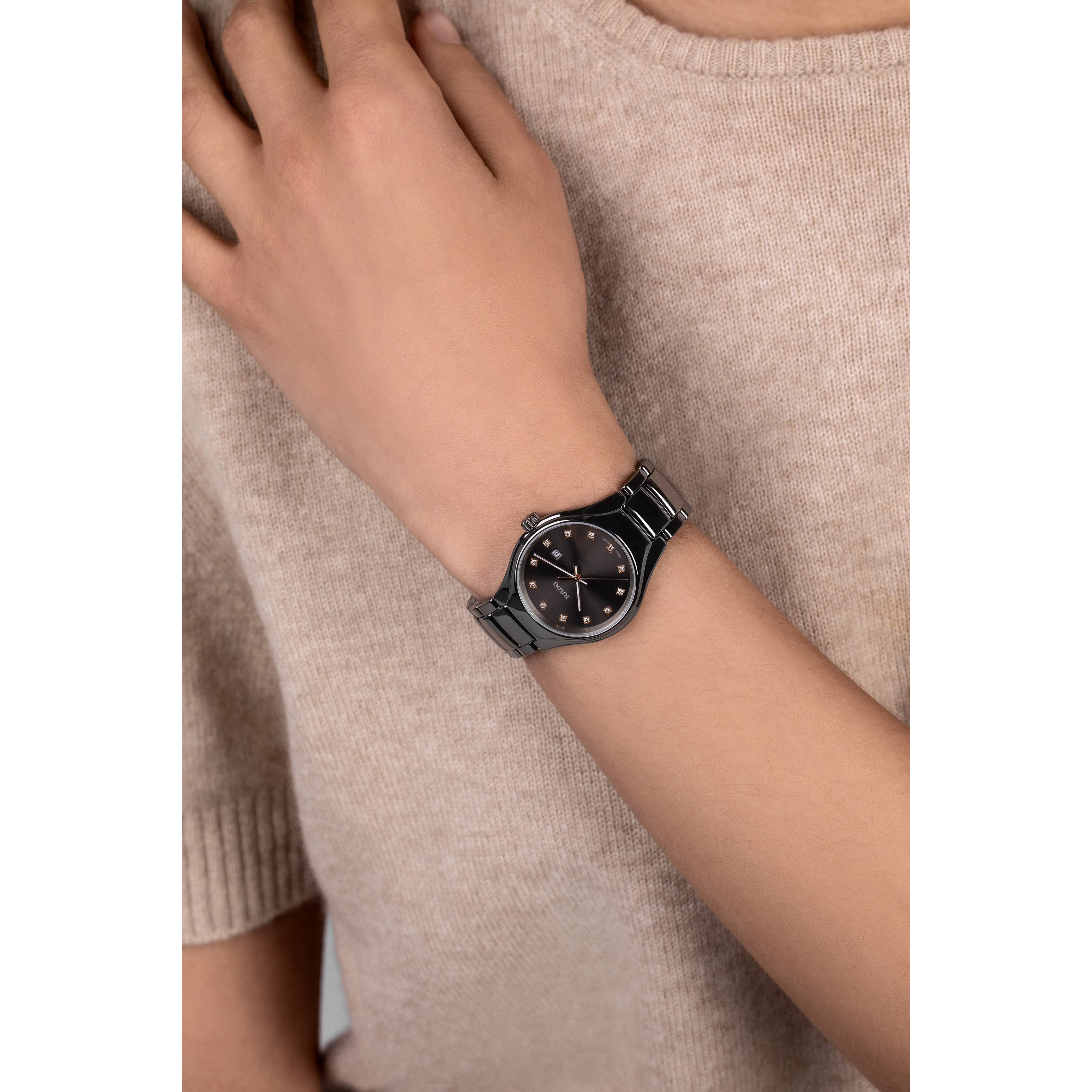 Rado True Grey Dial Women 30mm - view 2